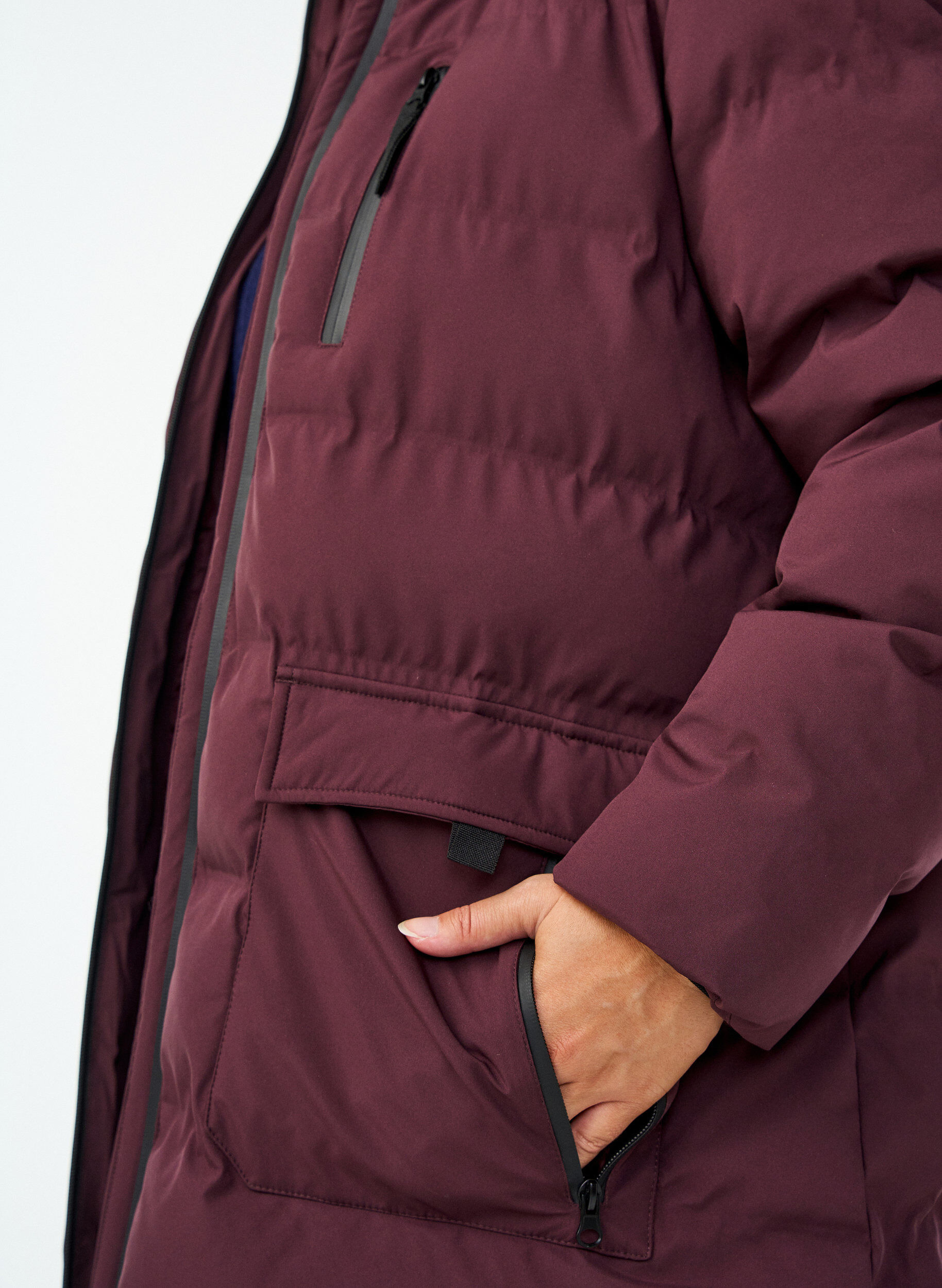 ZizziPufferfrakke med h&aelig;tte og lommer, M&oslash;rk Bordeaux, Model image number 3