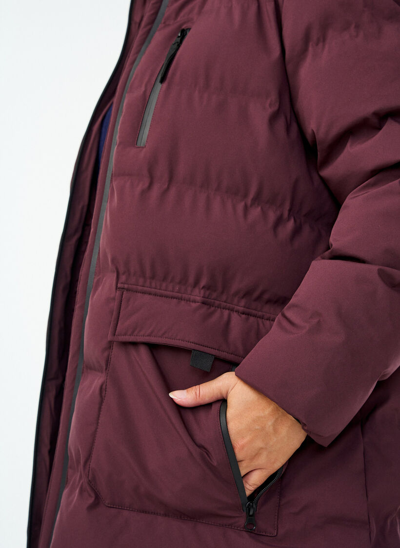 Pufferfrakke med h&aelig;tte og lommer, M&oslash;rk Bordeaux, Model image number 3