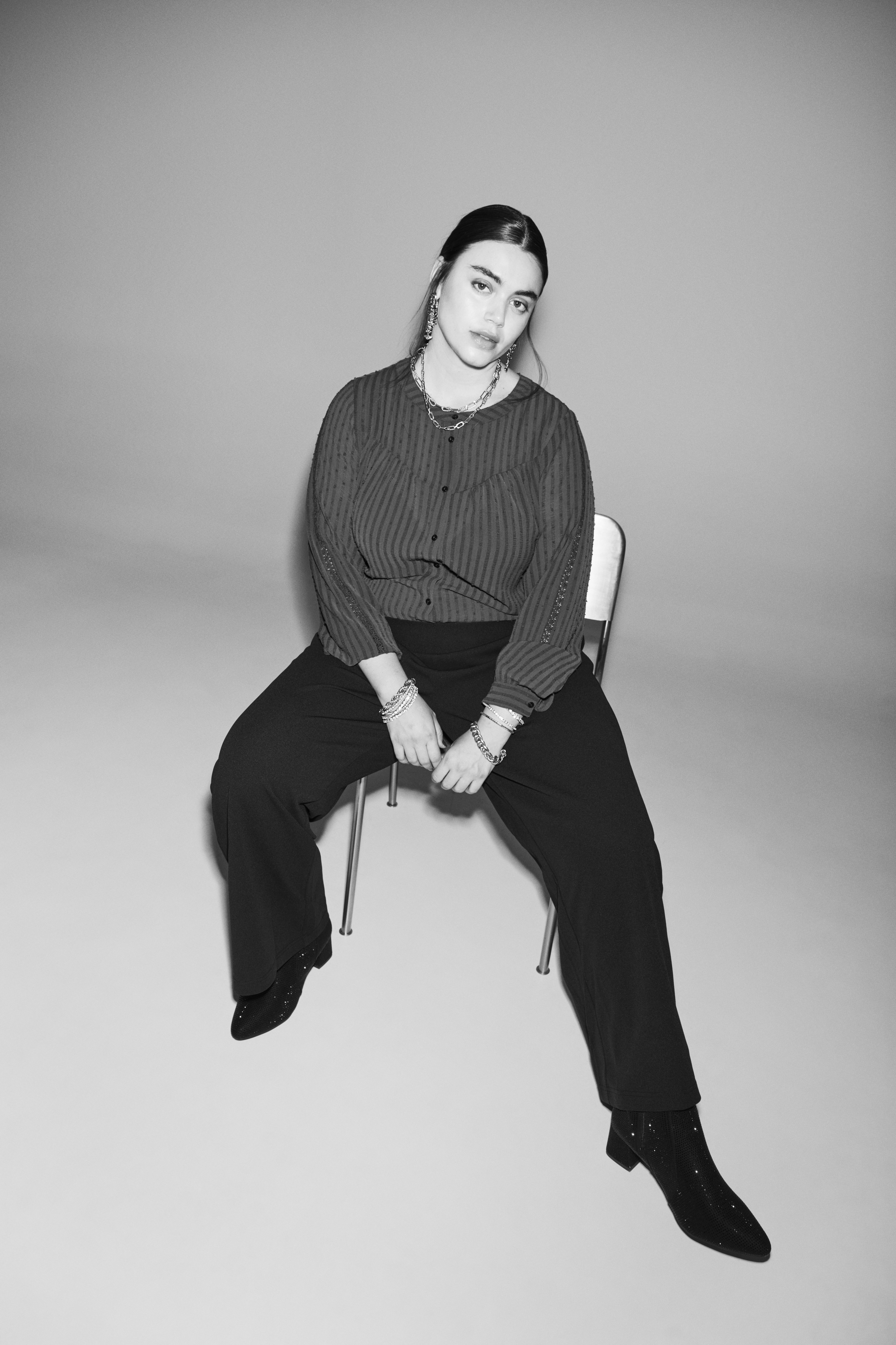 Zizzi Skjorte med broderidetaljer, , Model