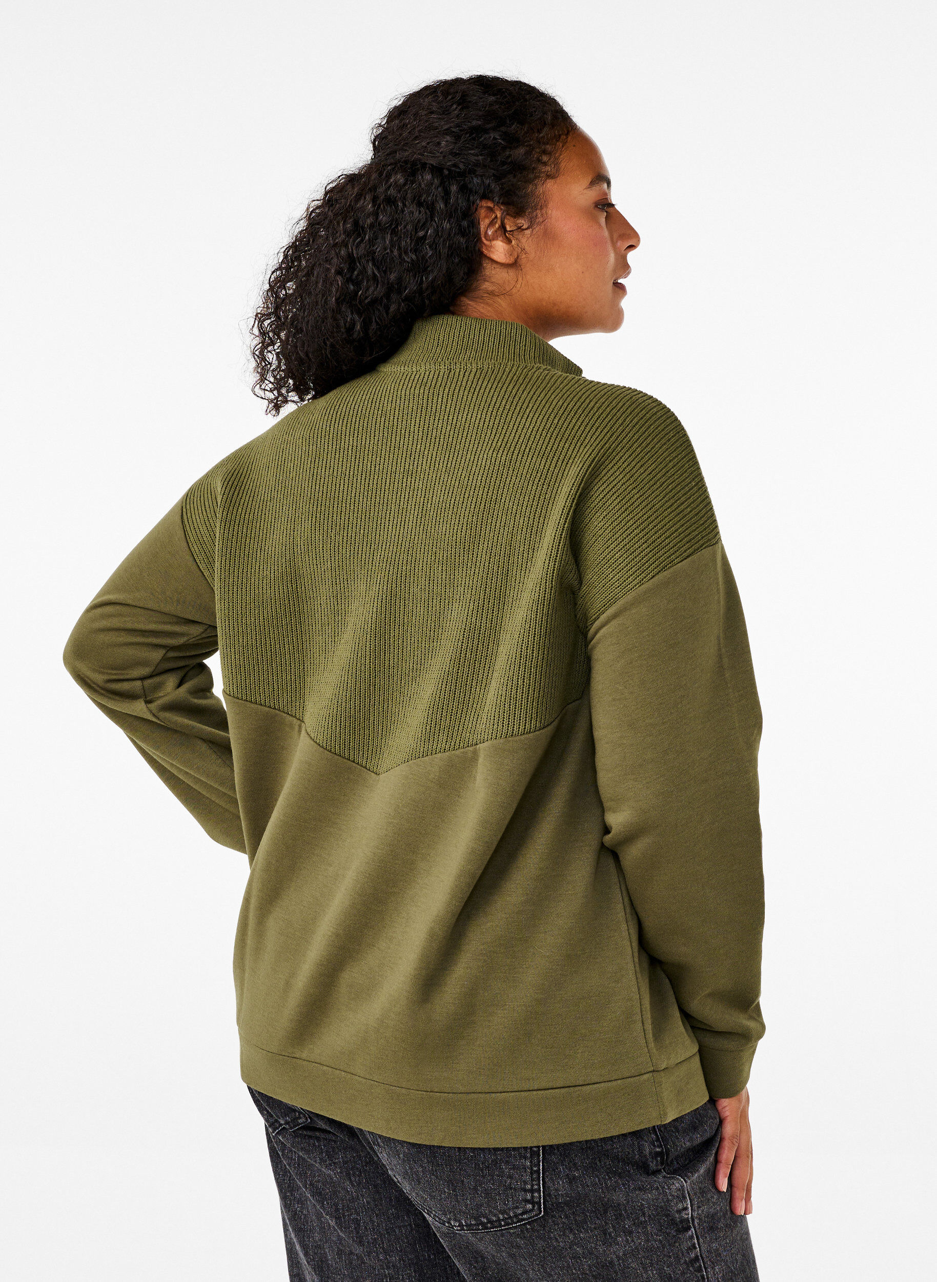 Zizzi Sweatshirt med strik og lynl&aring;s, Winter Moss, Model image number 1