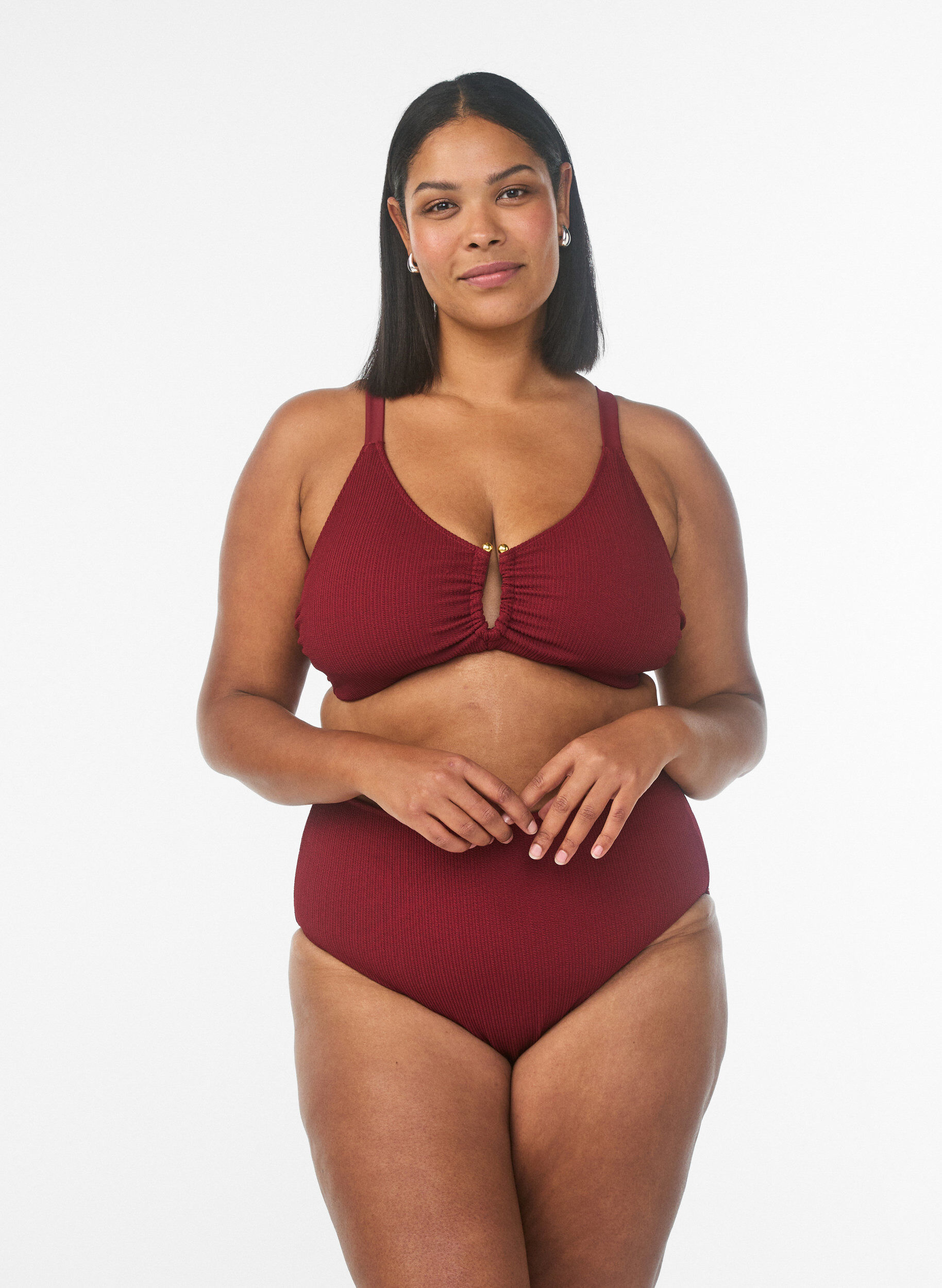 Zizzi Bikinioverdel med struktur og gulddetalje, R&oslash;d, Model image number 1