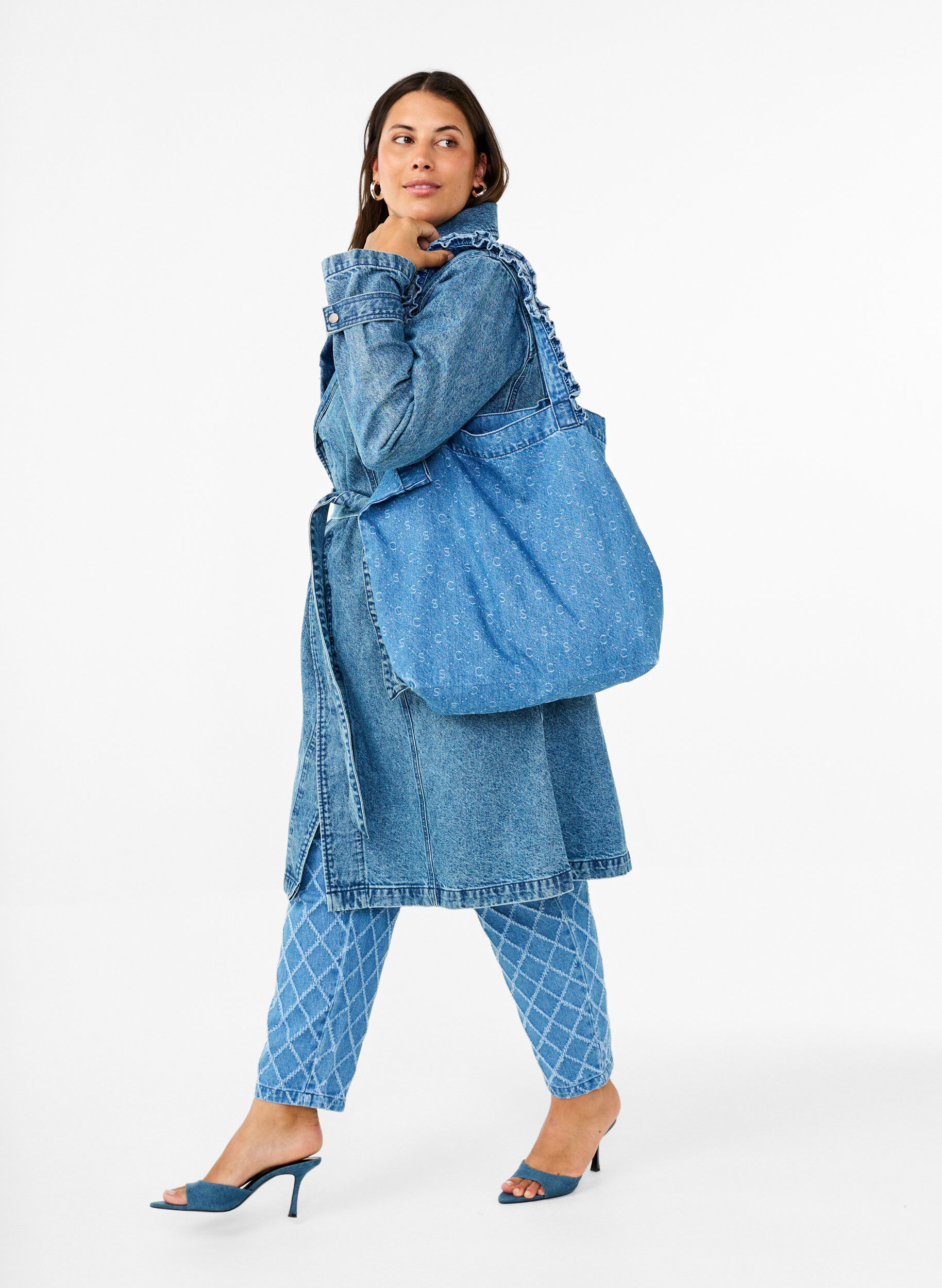 Zizzi Denim shoppingbag, Light Blue Denim, Model image number 0
