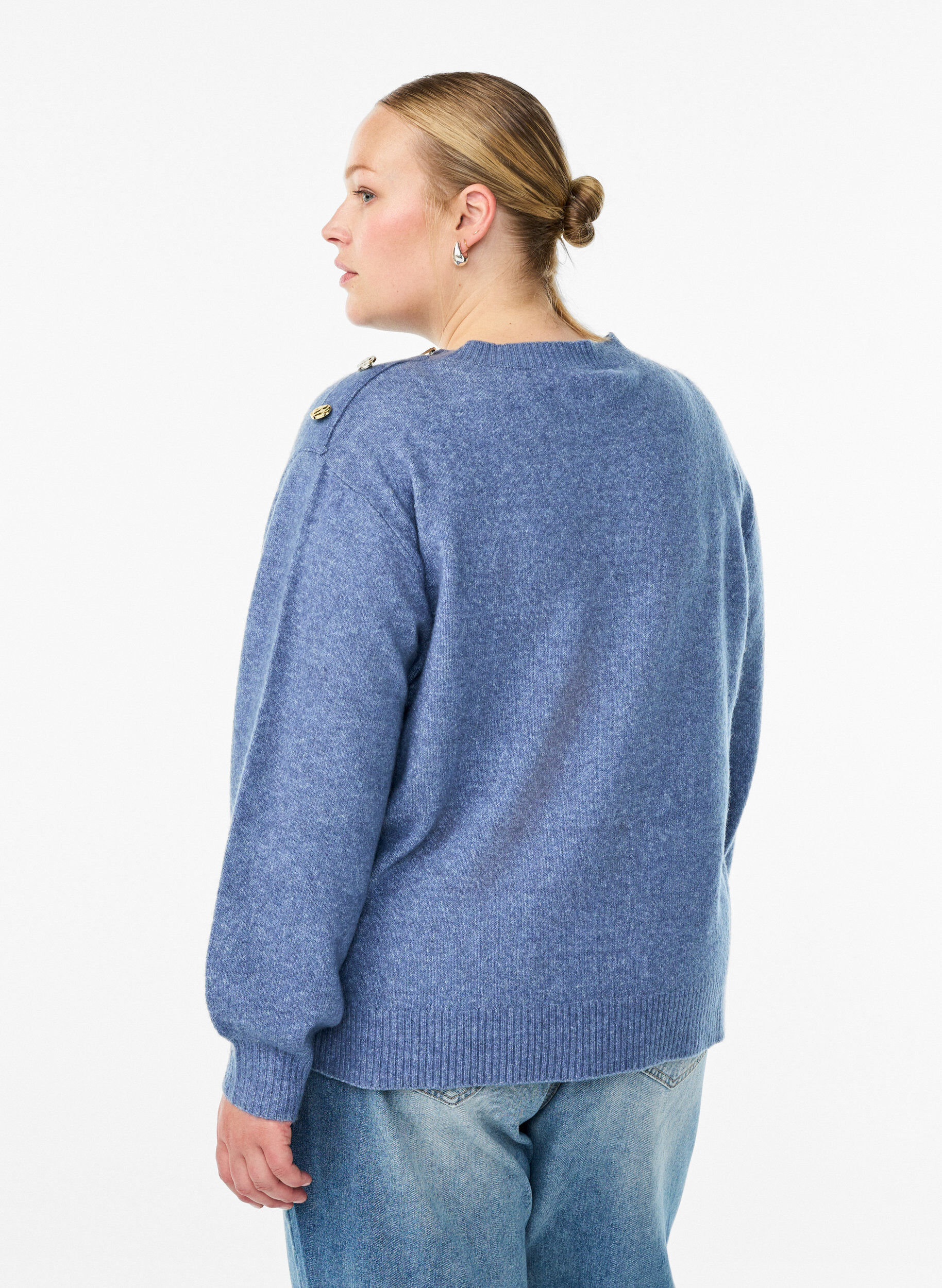Zizzi Strikbluse med knapdetalje, Bl&aring;, Model image number 2