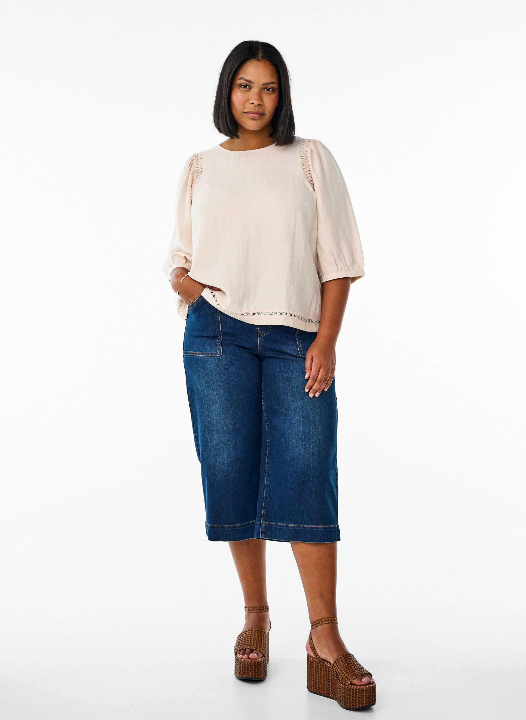 Zizzi Bluse i viskosemix med h&oslash;r og rynkede skuldre, Orange, Model image number 1