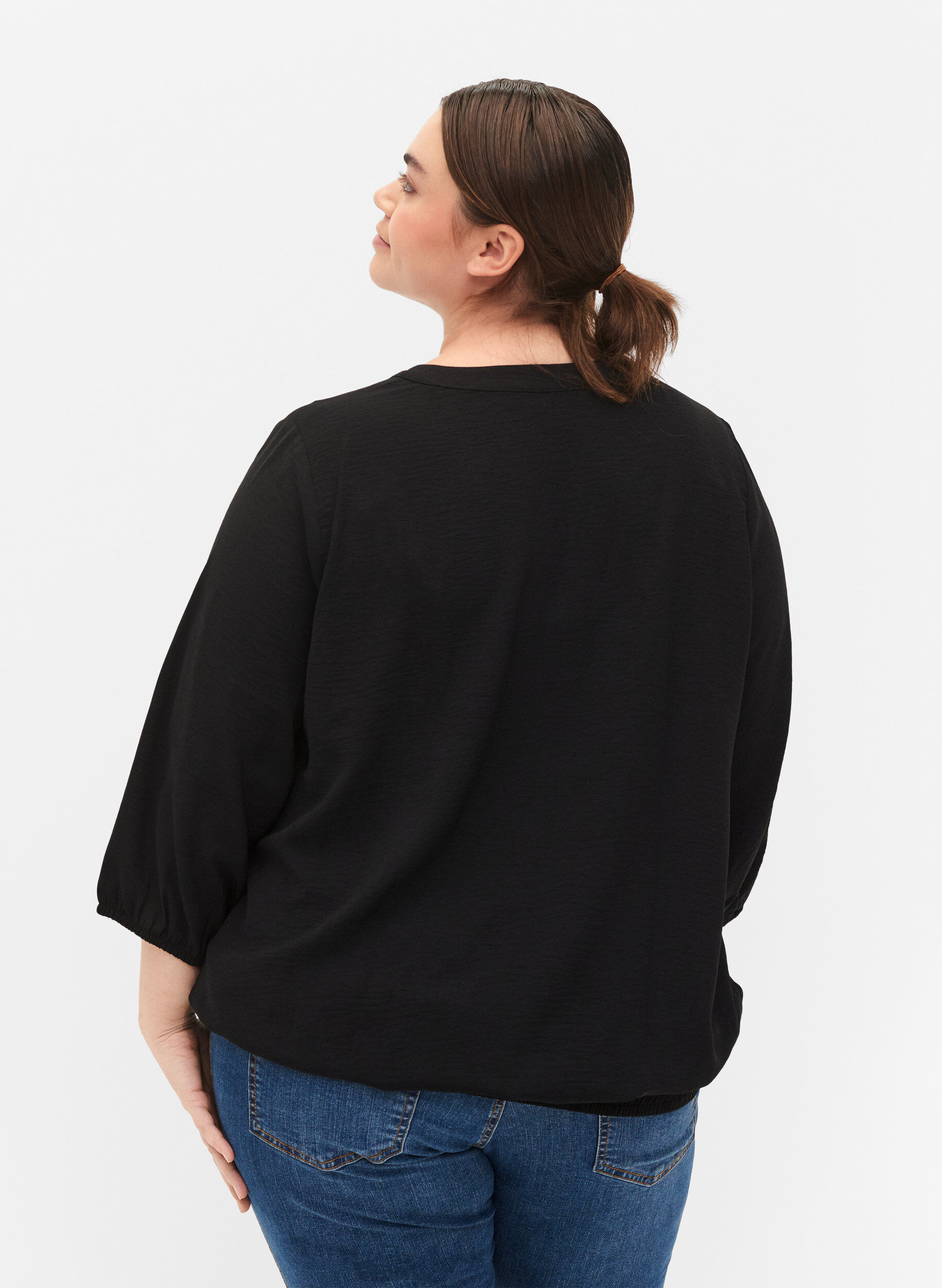 Zizzi Bluse med smock og 3/4 &aelig;rmer, Black, Model image number 1