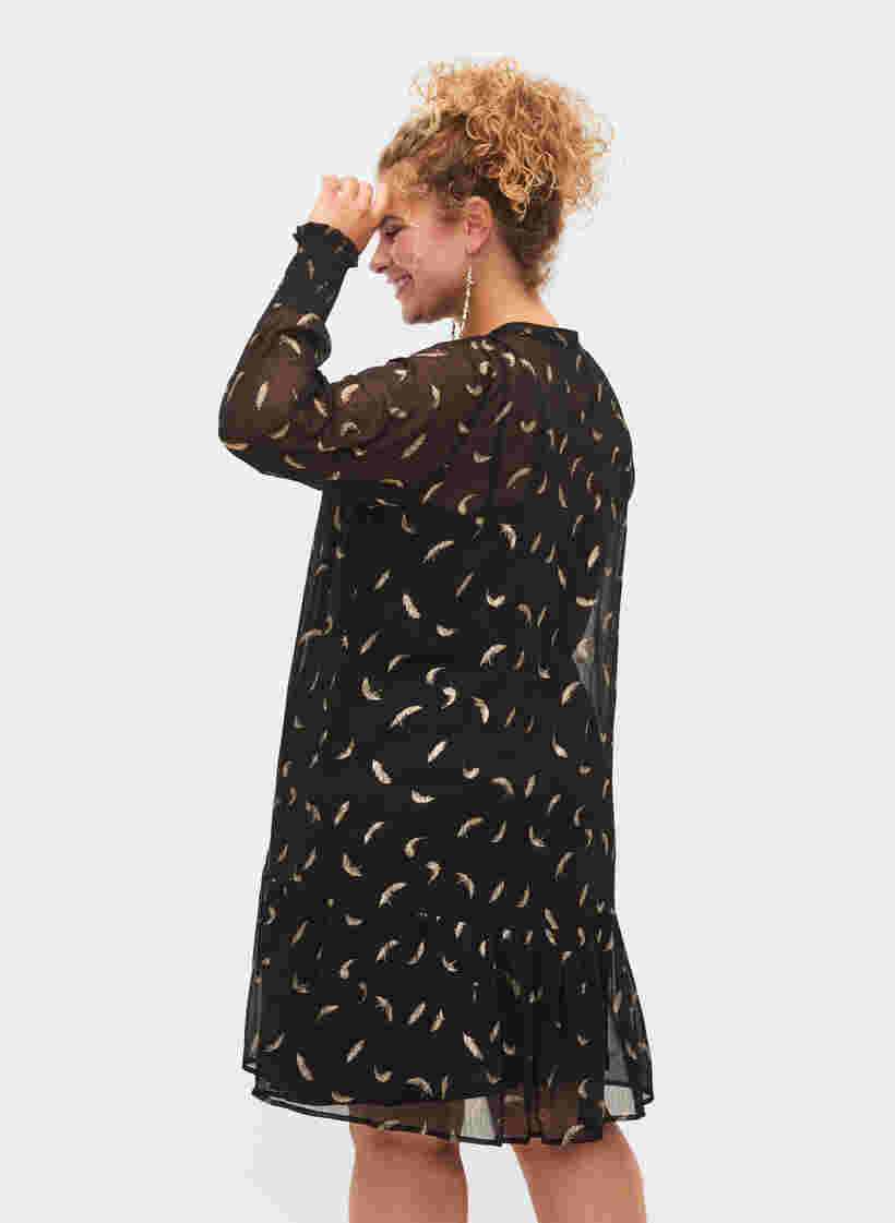 Kjole med a-shape og smock, Black, Model image number 1