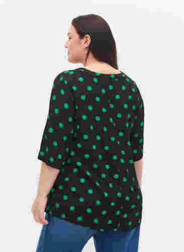 Viskose bluse med prikker, Black jol Green dot, Model image number 1