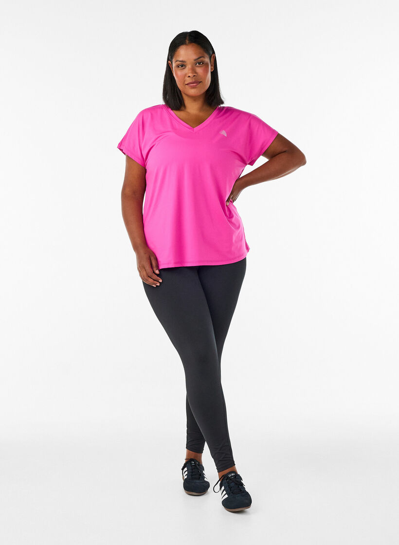 L&oslash;s tr&aelig;nings t-shirt med v-hals, Lyser&oslash;d, Model image number 1