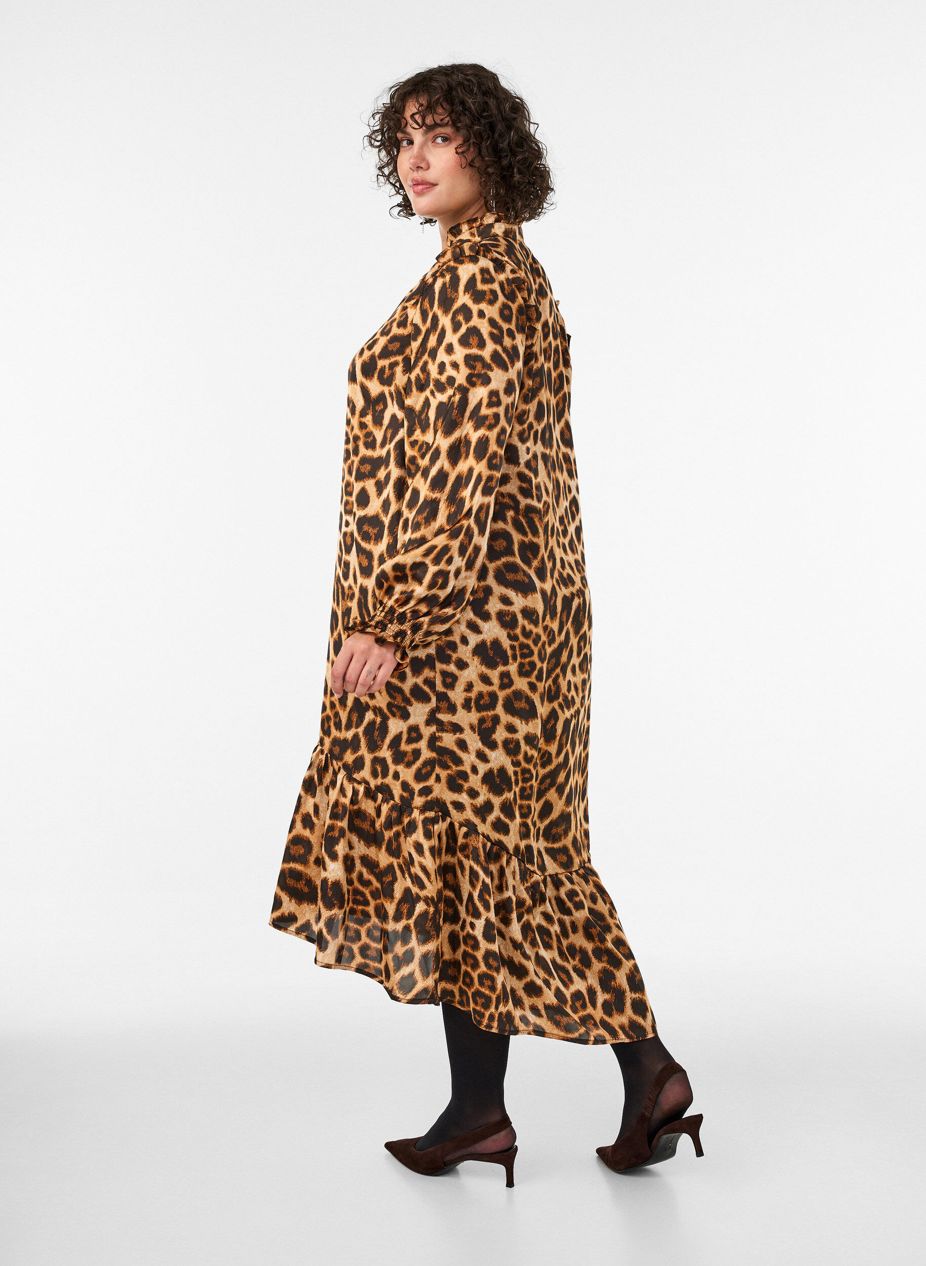 ZizziKjole med leopardprint og fl&aelig;sedetaljer, Brun, Model image number 1