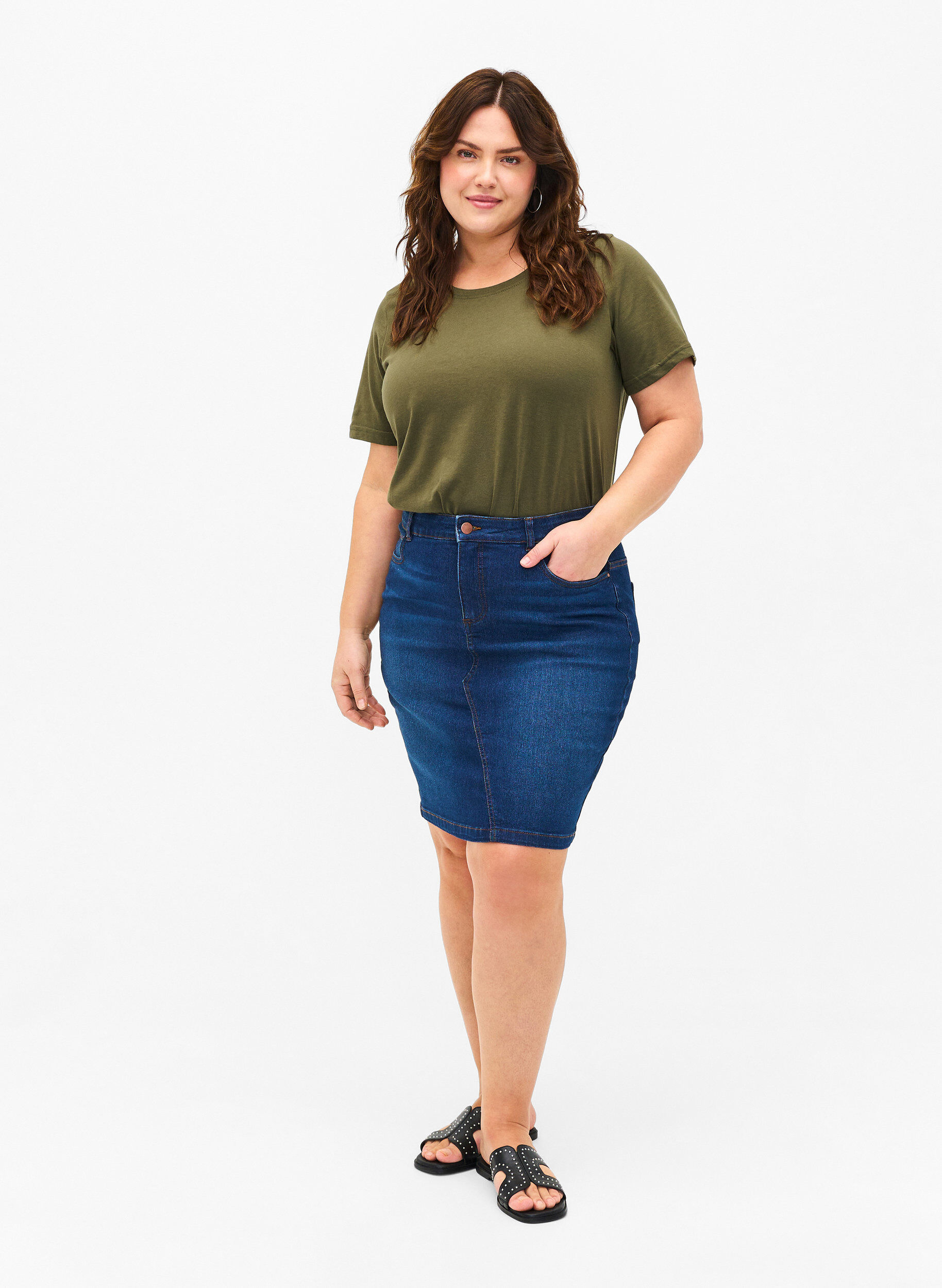 Zizzi FLASH - T-shirt med rund hals, Olivie Night, Model image number 2