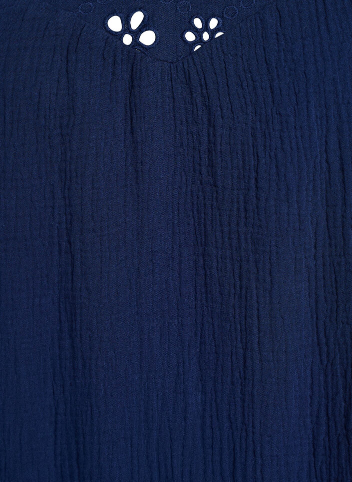 Bluse i bomuldsmusselin med broderie anglaise og 1/2 &aelig;rmer, Bl&aring;, Packshot image number 2