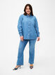 Blomstret denimskjorte med brystlomme, Light Blue w.Flowers, Model image number 2