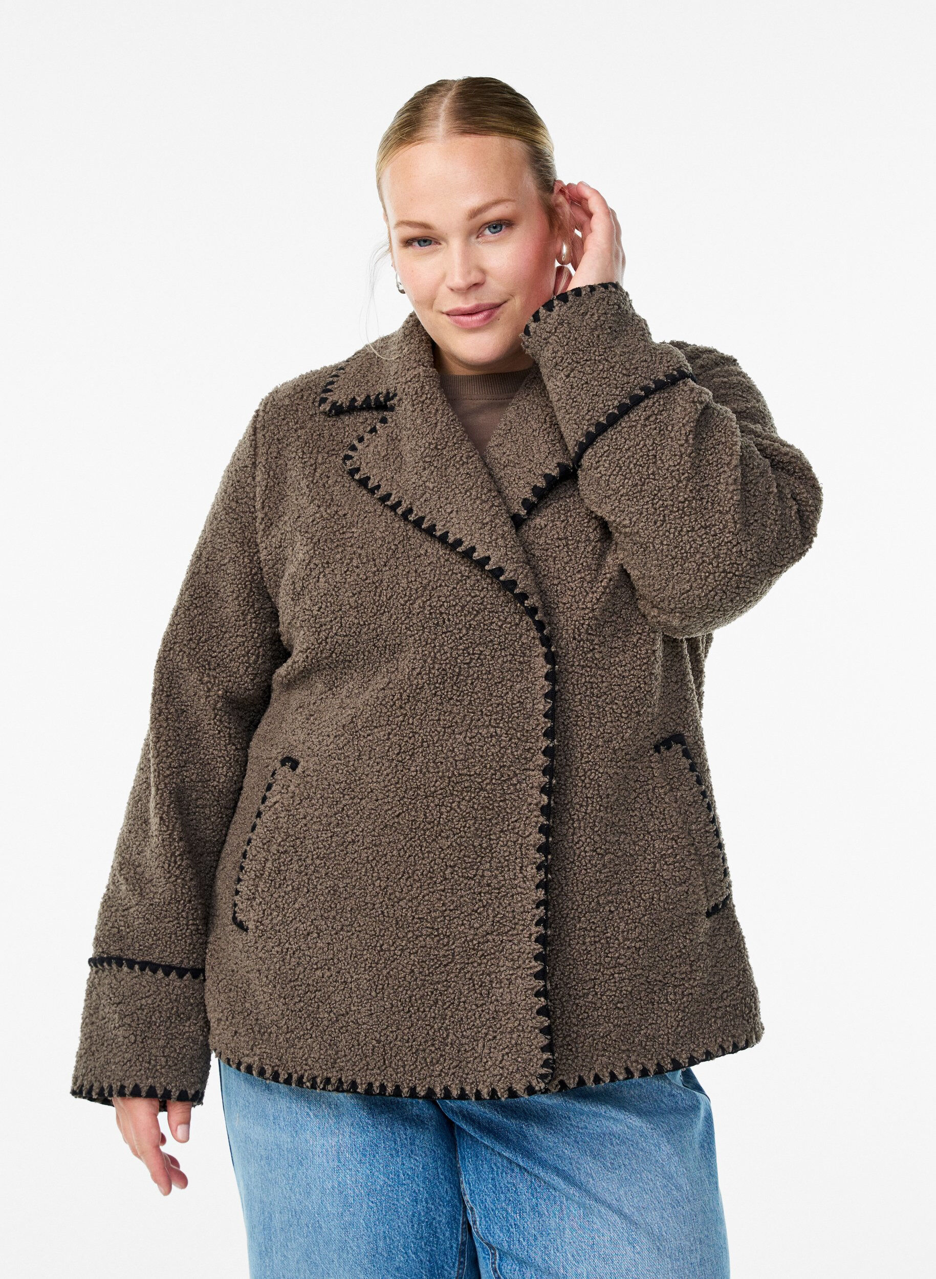 ZizziTeddyjakke med kontrastdetaljer, Brun, Model image number 0