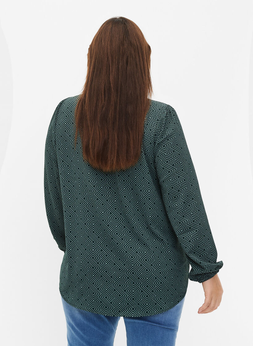 Skjortebluse med v-hals og print, Scarab Graphic AOP, Model image number 1