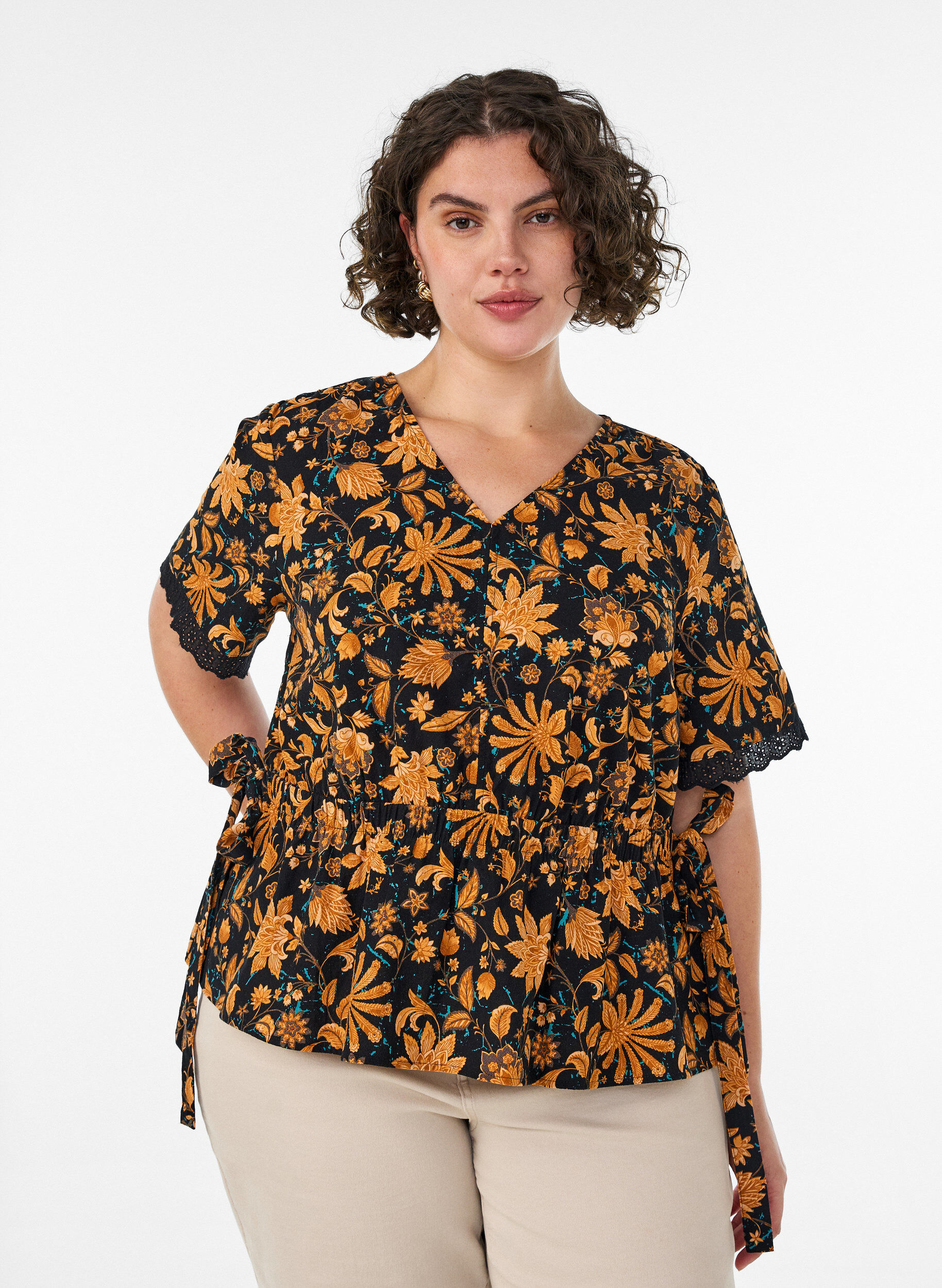 ZizziBlomstret bluse i bomuld med bindeb&aring;nd, Orange, Model image number 0