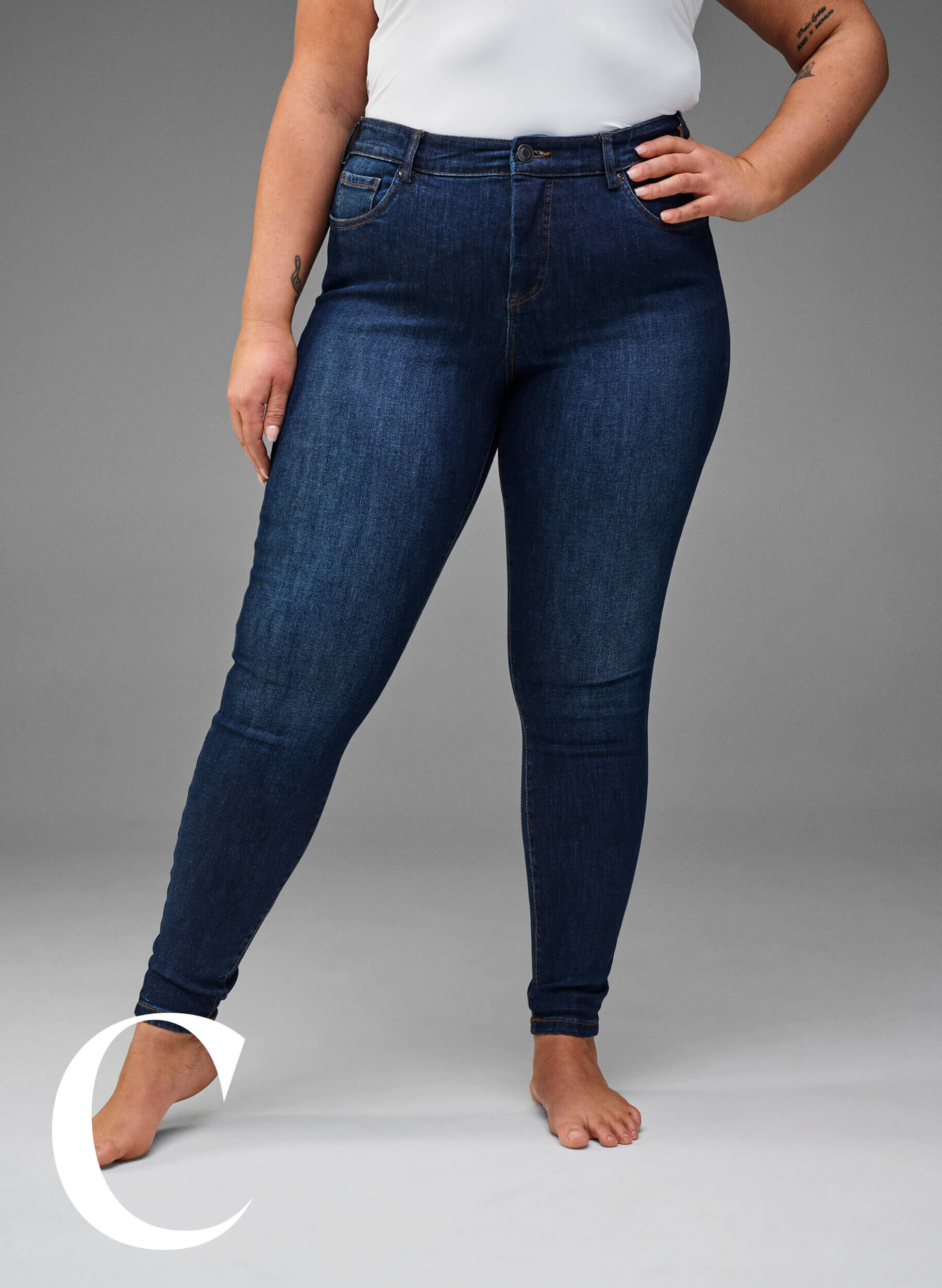 Zizzi Super slim jeans med h&oslash;j talje, Dark Blue, Model image number 6