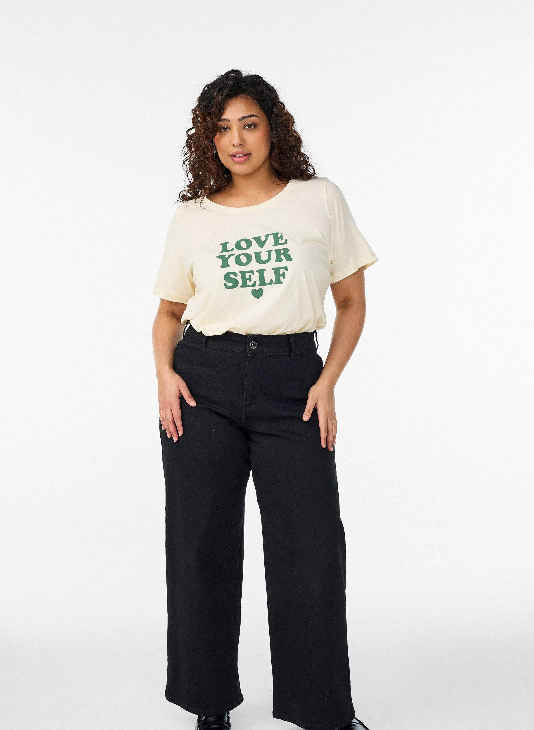 Zizzi T-shirt med motiv, Gul, Model image number 1