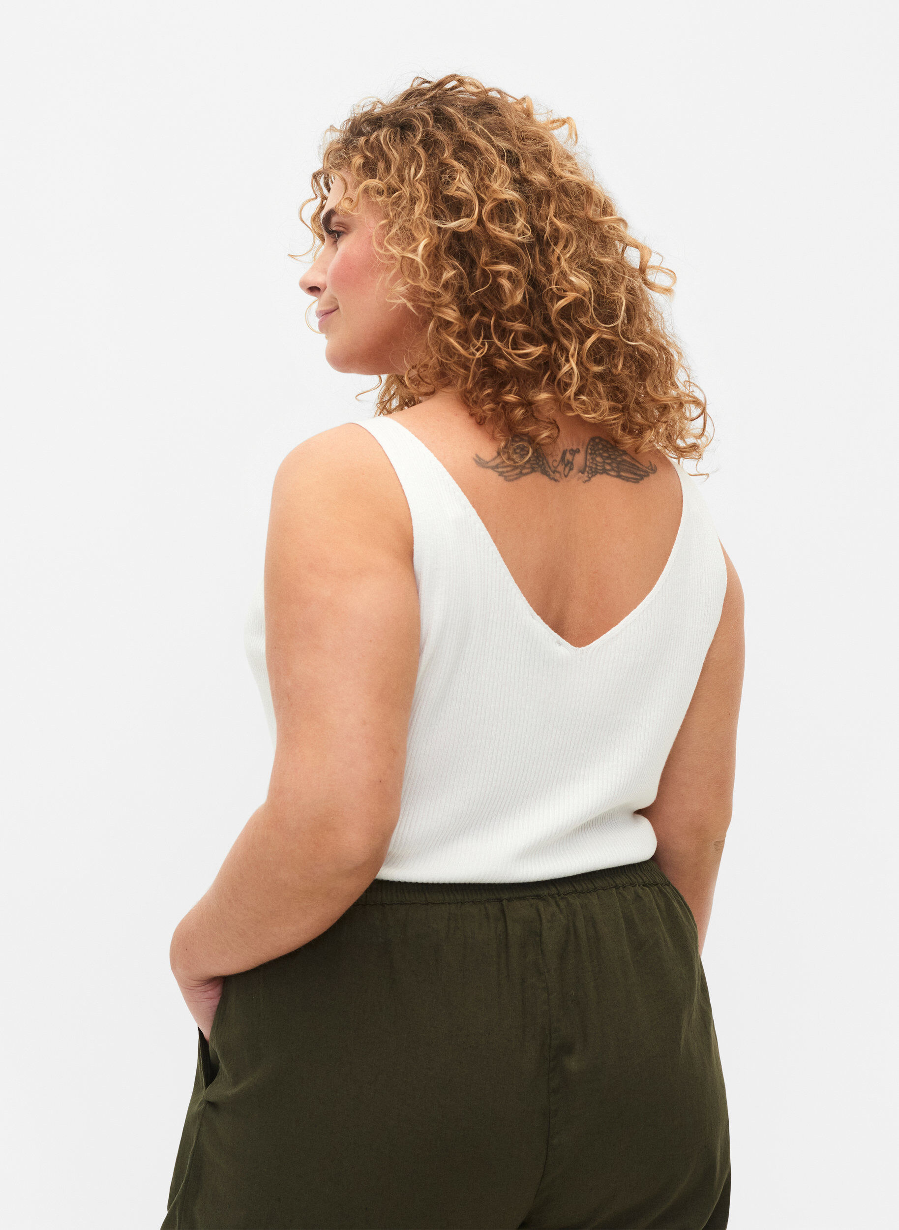 Zizzi Strikket top med v-udsk&aelig;ring, Cloud Dancer, Model image number 1