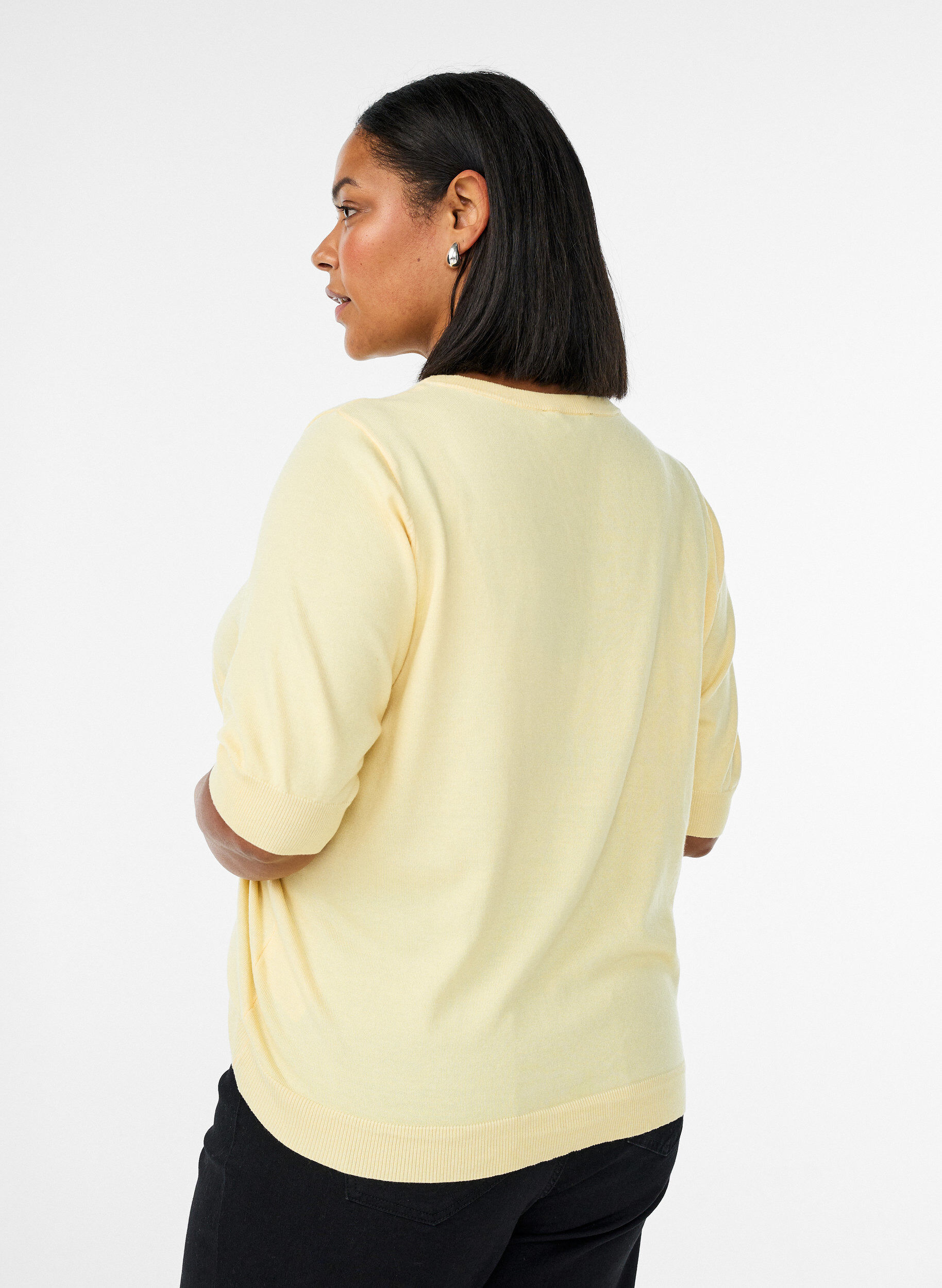 ZizziFinstrikket bluse med korte &aelig;rmer, Gul, Model image number 2