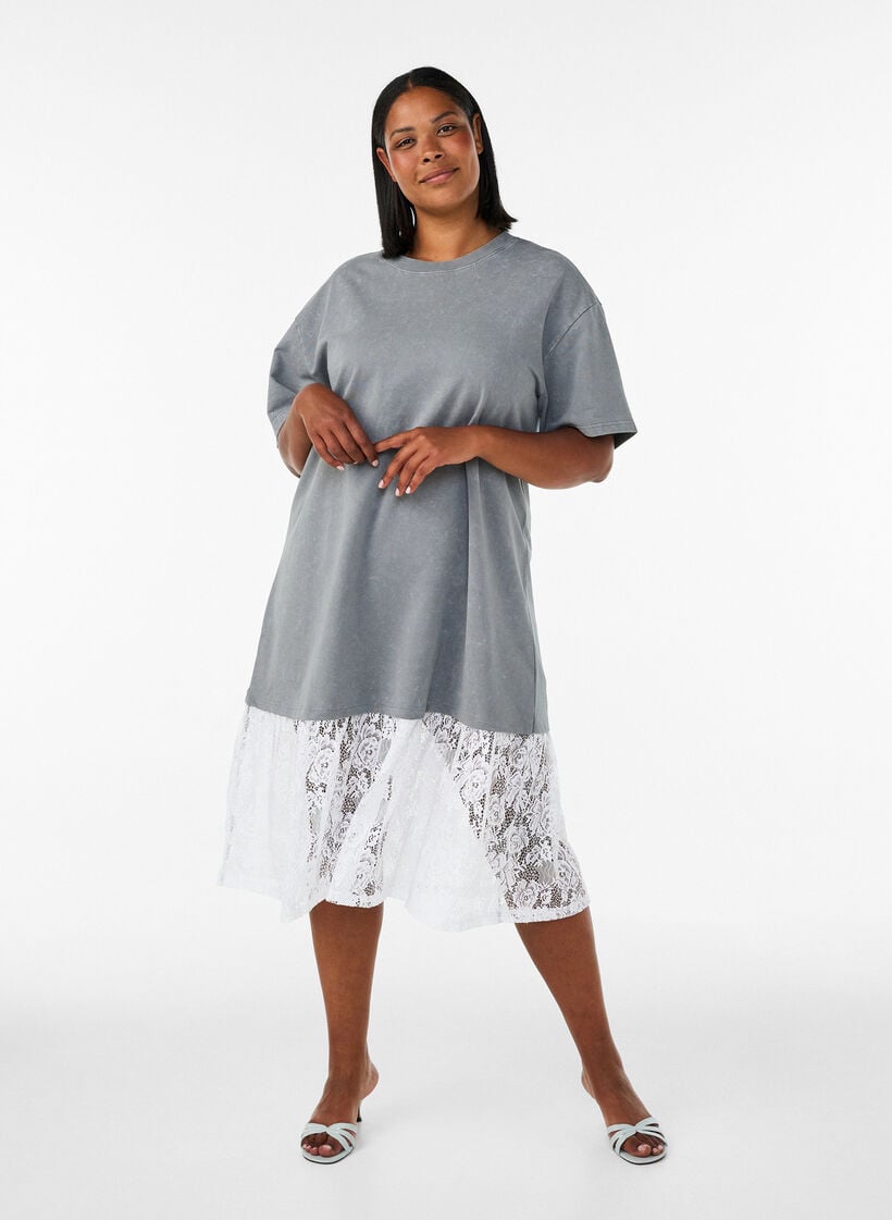 L&oslash;s T-shirtkjole med blondekant, Gr&aring;, Model image number 0