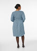 Kjole med smock-overdel og sm&aring;blomstret m&oslash;nster, Bl&aring;, Model image number 2