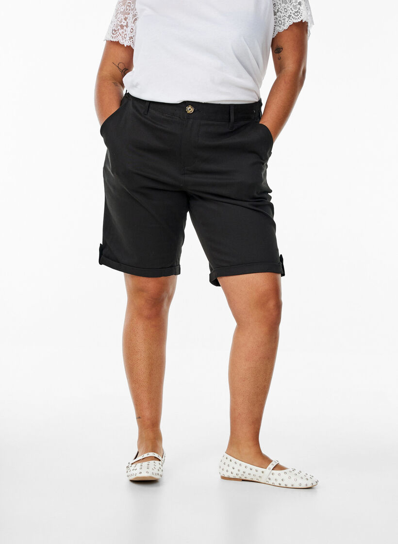 Chino shorts med lommer, Sort, Model image number 3