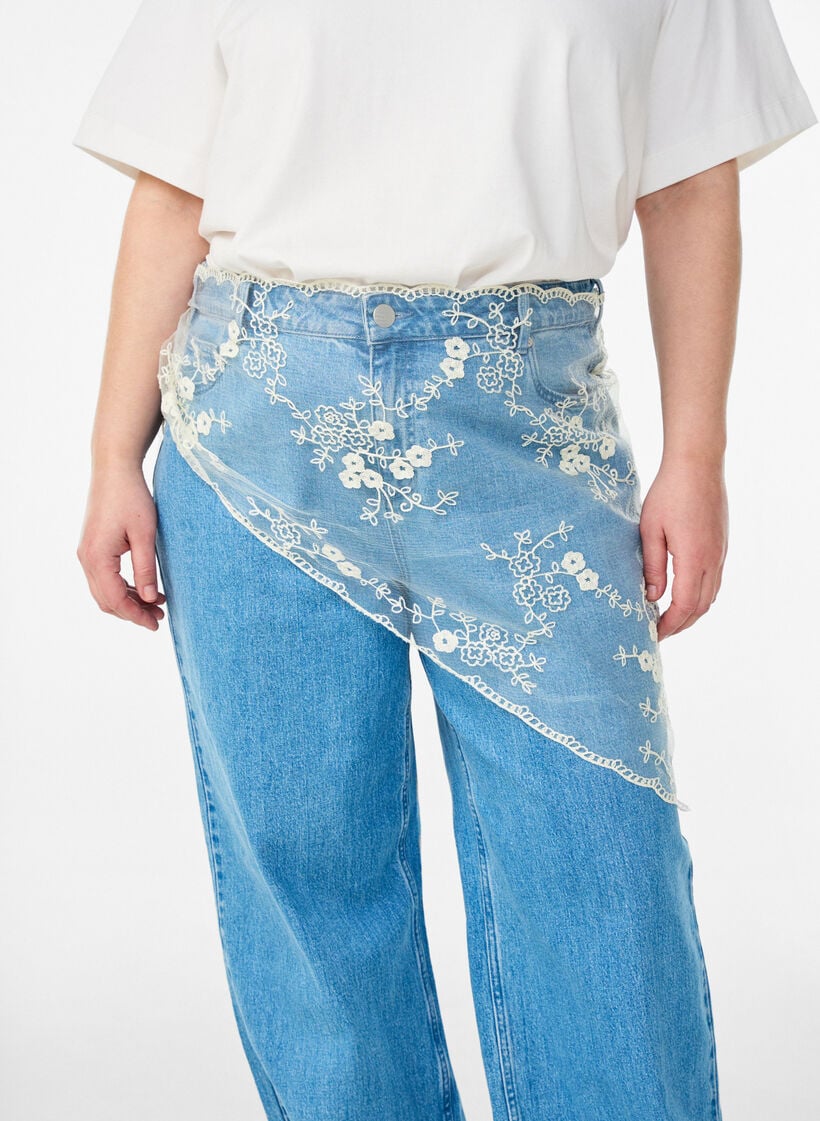 Trekantet blondetørklæde, Beige, Model image number 0