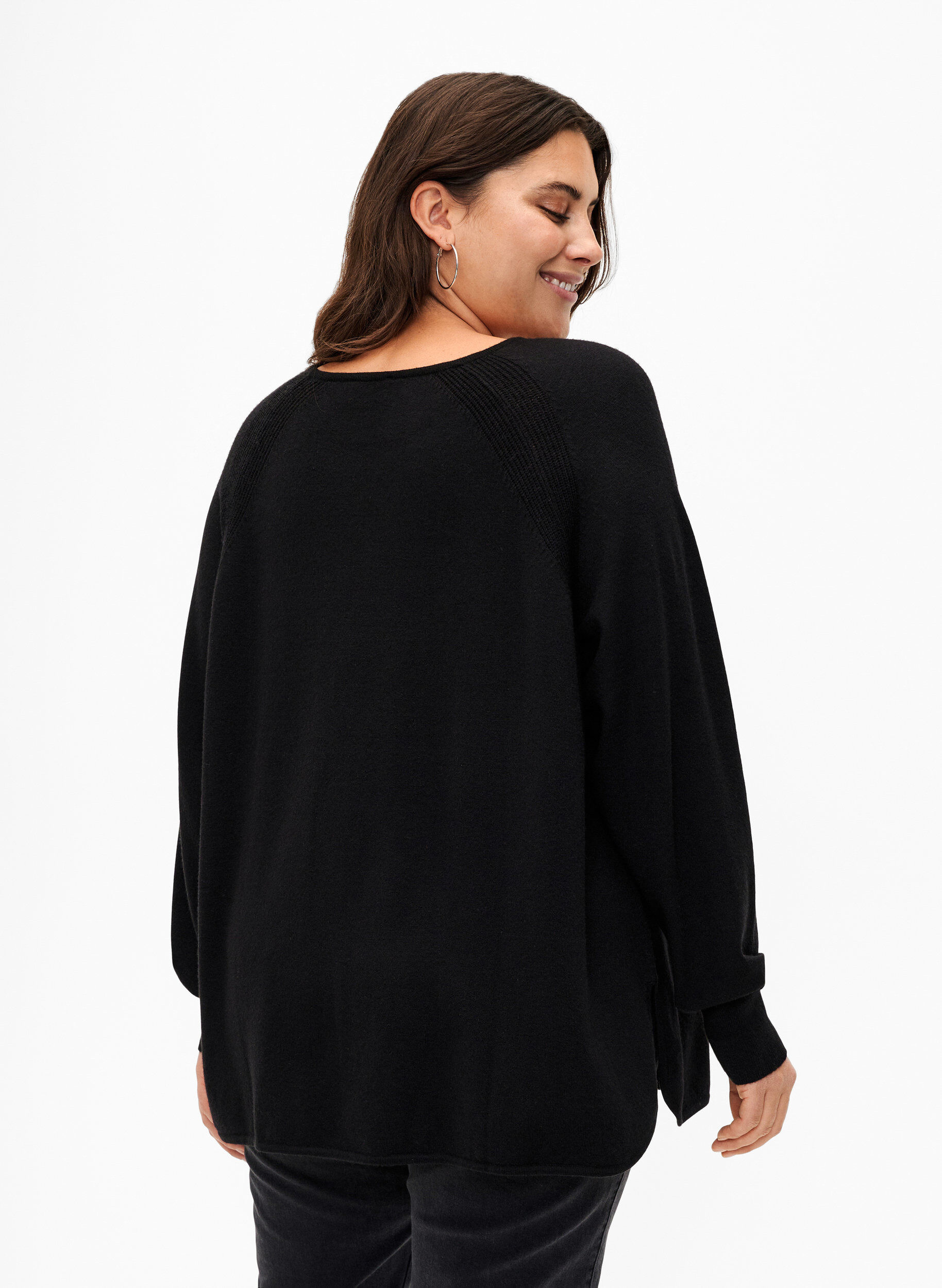 Zizzi Strikbluse med raglan&aelig;rmer, Black, Model image number 1