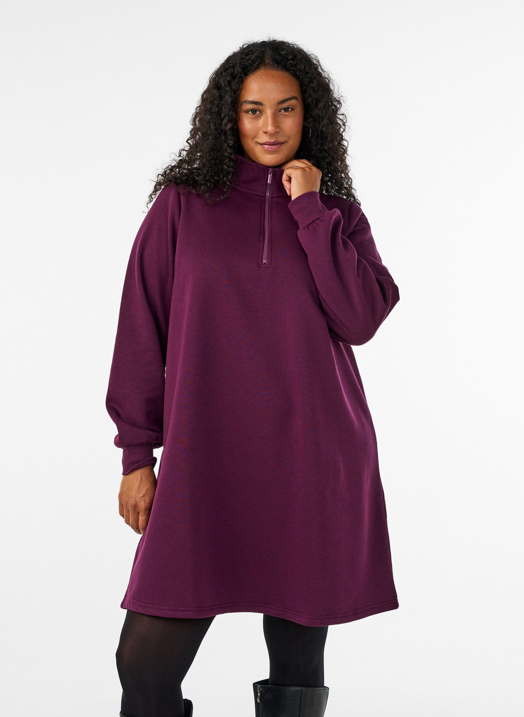 ZizziSweatkjole med h&oslash;j ribkrave og lynl&aring;s, Lilla, Model image number 0