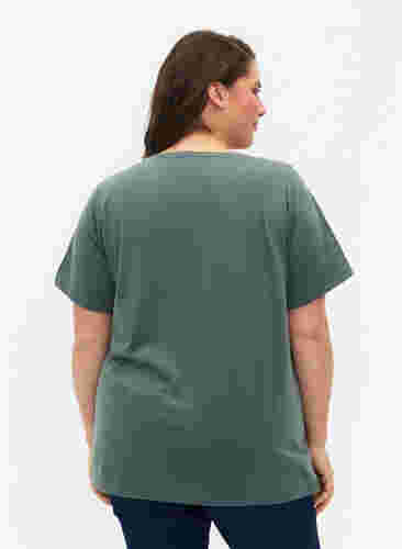 FLASH - T-shirt med v-hals, Balsam Green, Model image number 1