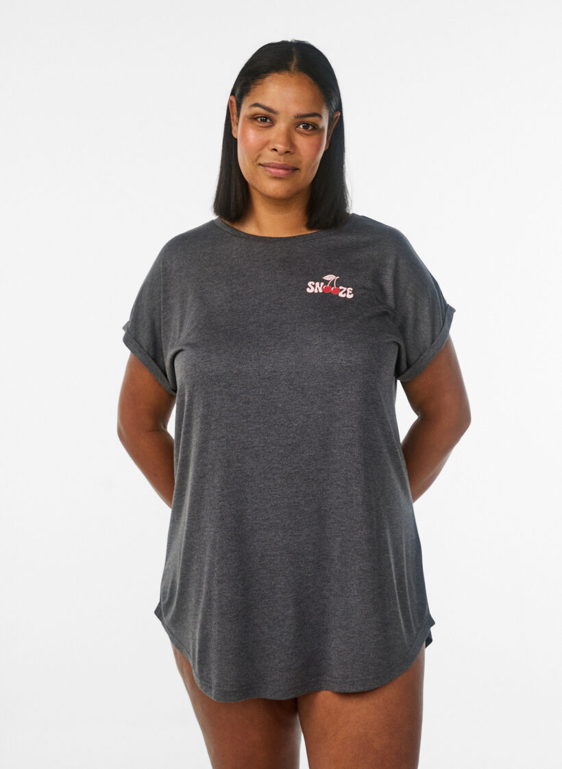 Kort&aelig;rmet natkjole med tekstprint, Sort, Model image number 0