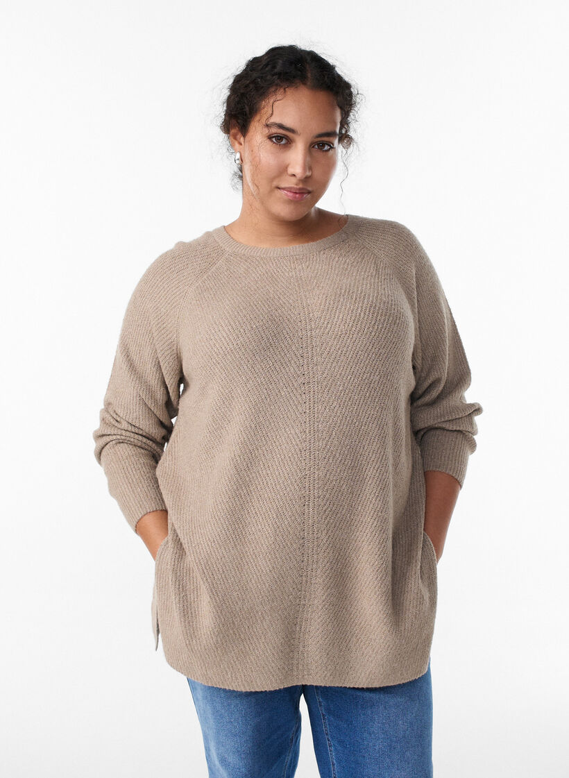 Strikbluse med diagonalt m&oslash;nster og raglan&aelig;rmer, Beige, Model image number 0