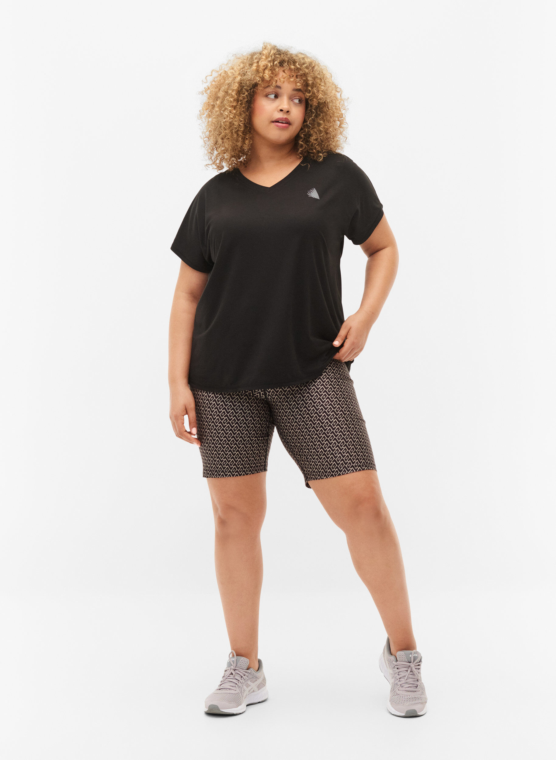 Zizzi Printede tr&aelig;ningsshorts , Black w. Text Print, Model image number 0