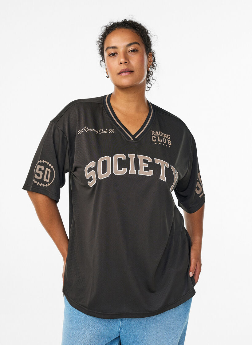 Sporty T-shirt med V-udskæring og racingprint, Sort, Model image number 0