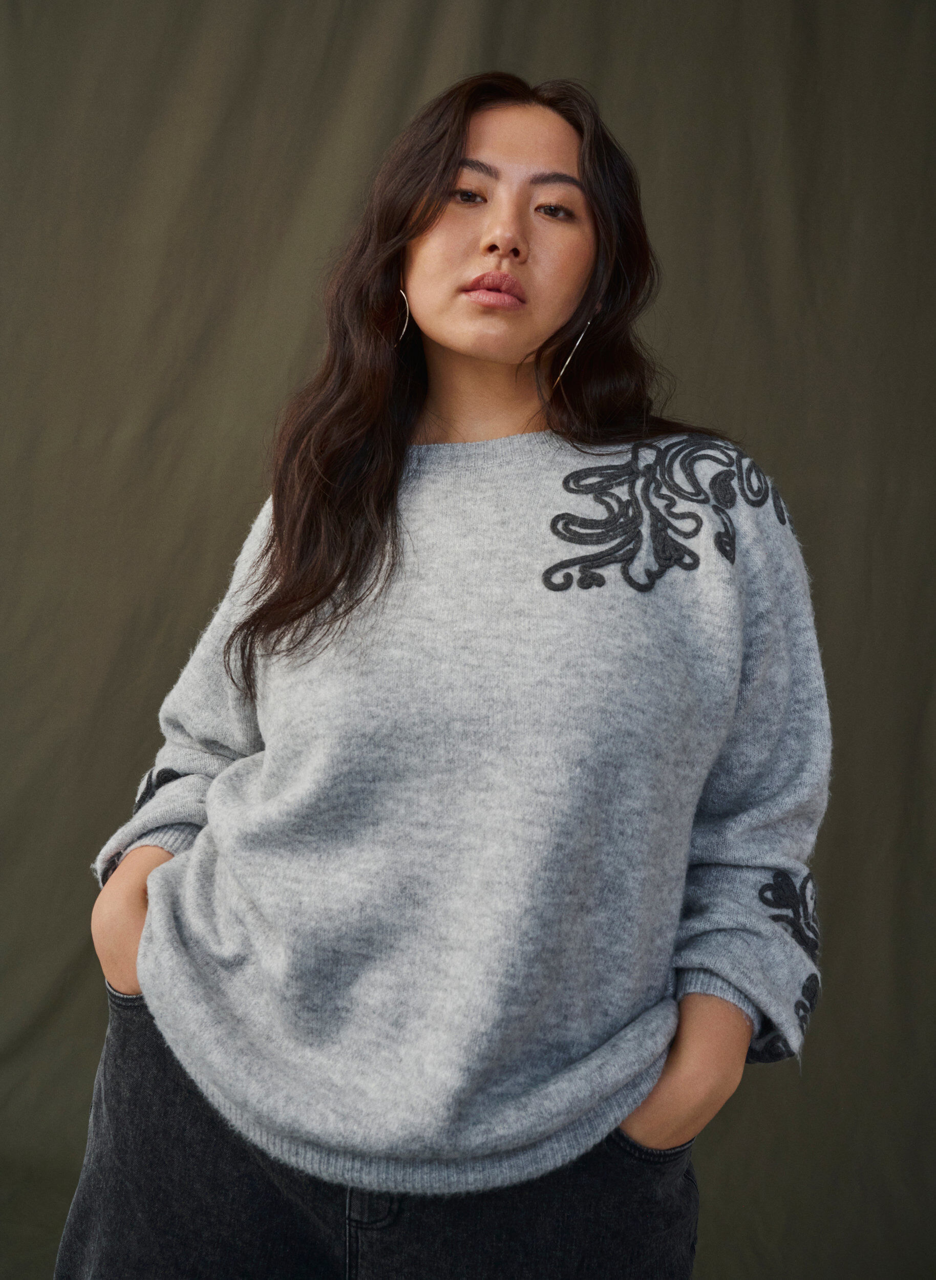 Zizzi Strikbluse med dekorativt m&oslash;nster , Light Grey Melange, Image image number 0