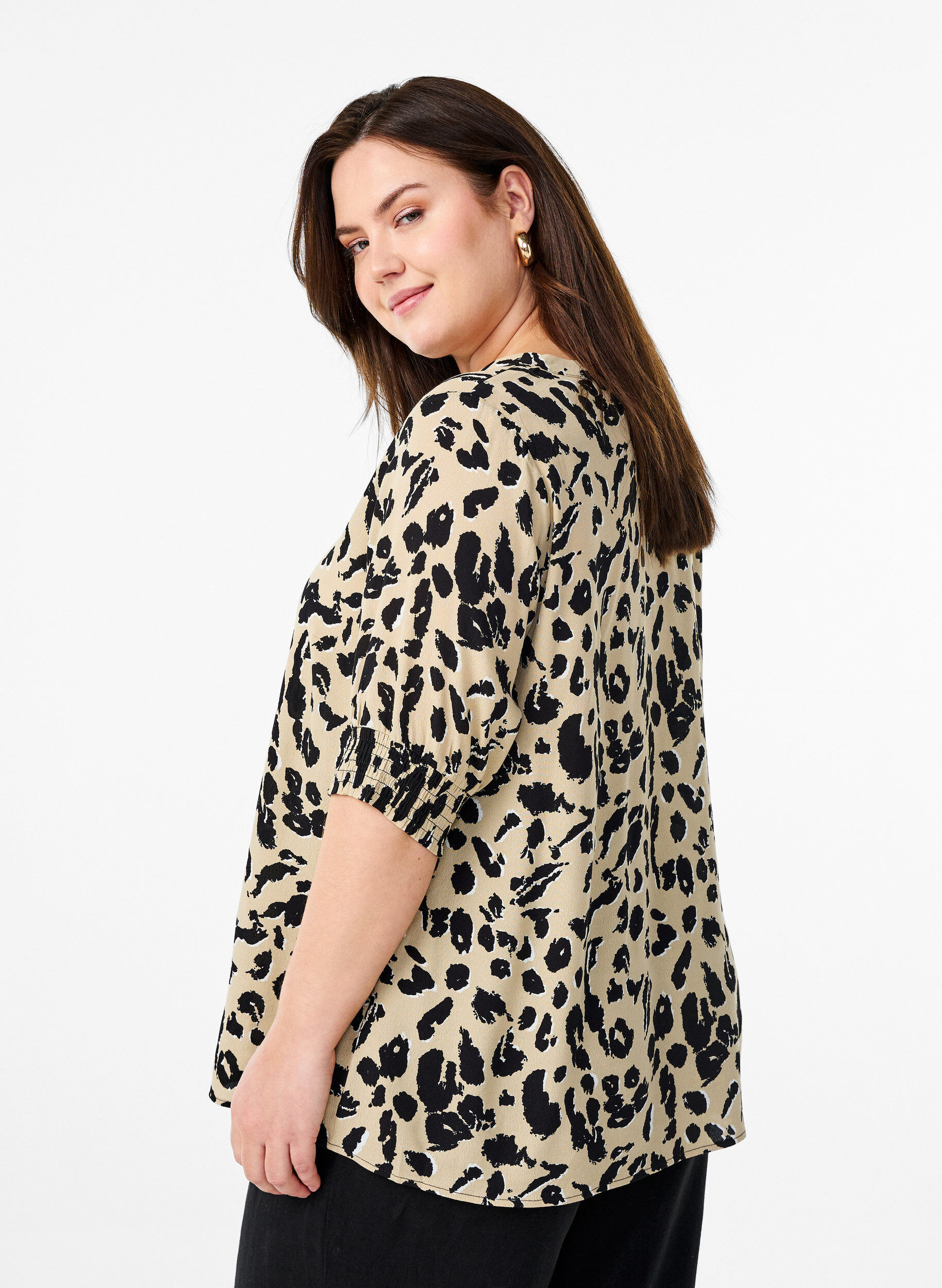 Zizzi Kort&aelig;rmet skjortebluse i viskose, Beige, Model image number 2