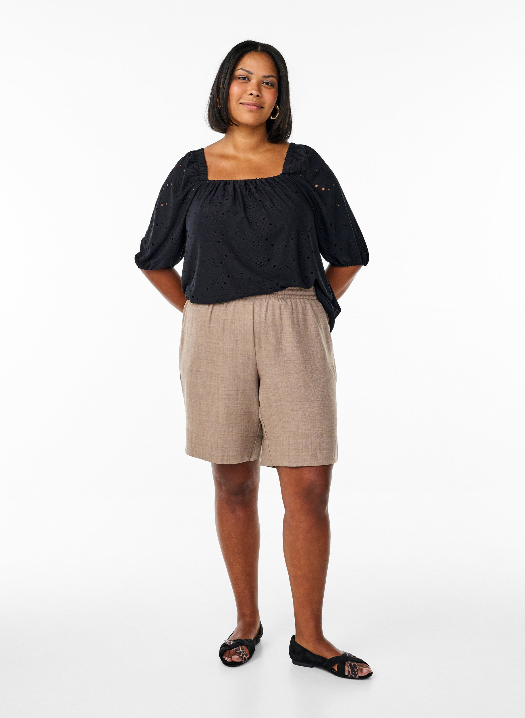 ZizziShorts med lommer og h&oslash;j talje, Brun, Model image number 1