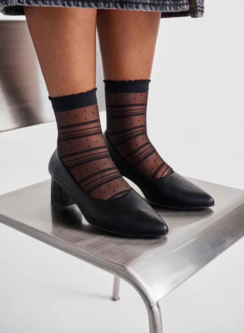 Wide fit - Læder pump med spids tå, Sort, Image image number 0