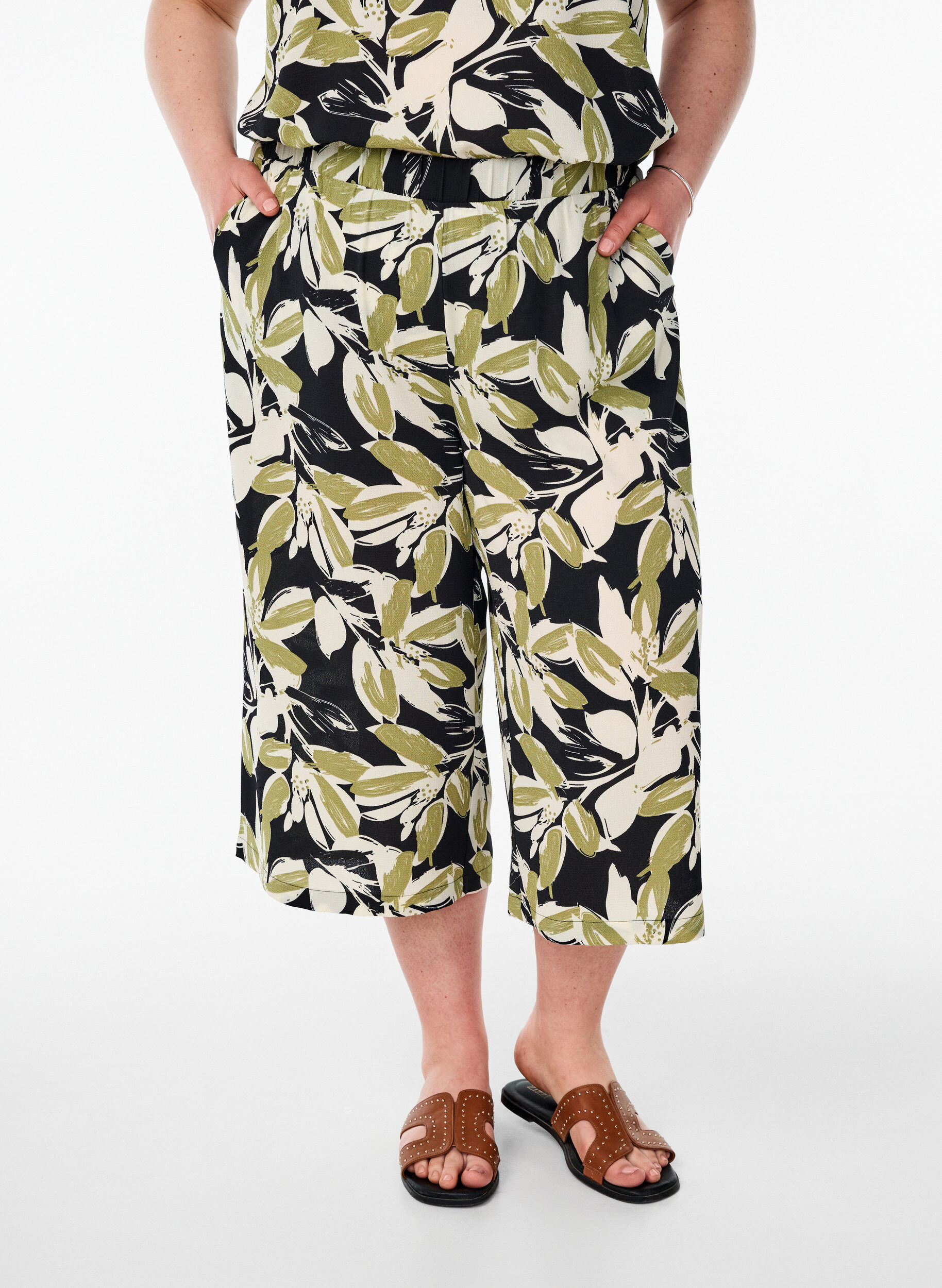 ZizziCulottebukser med print, Sort, Model image number 2
