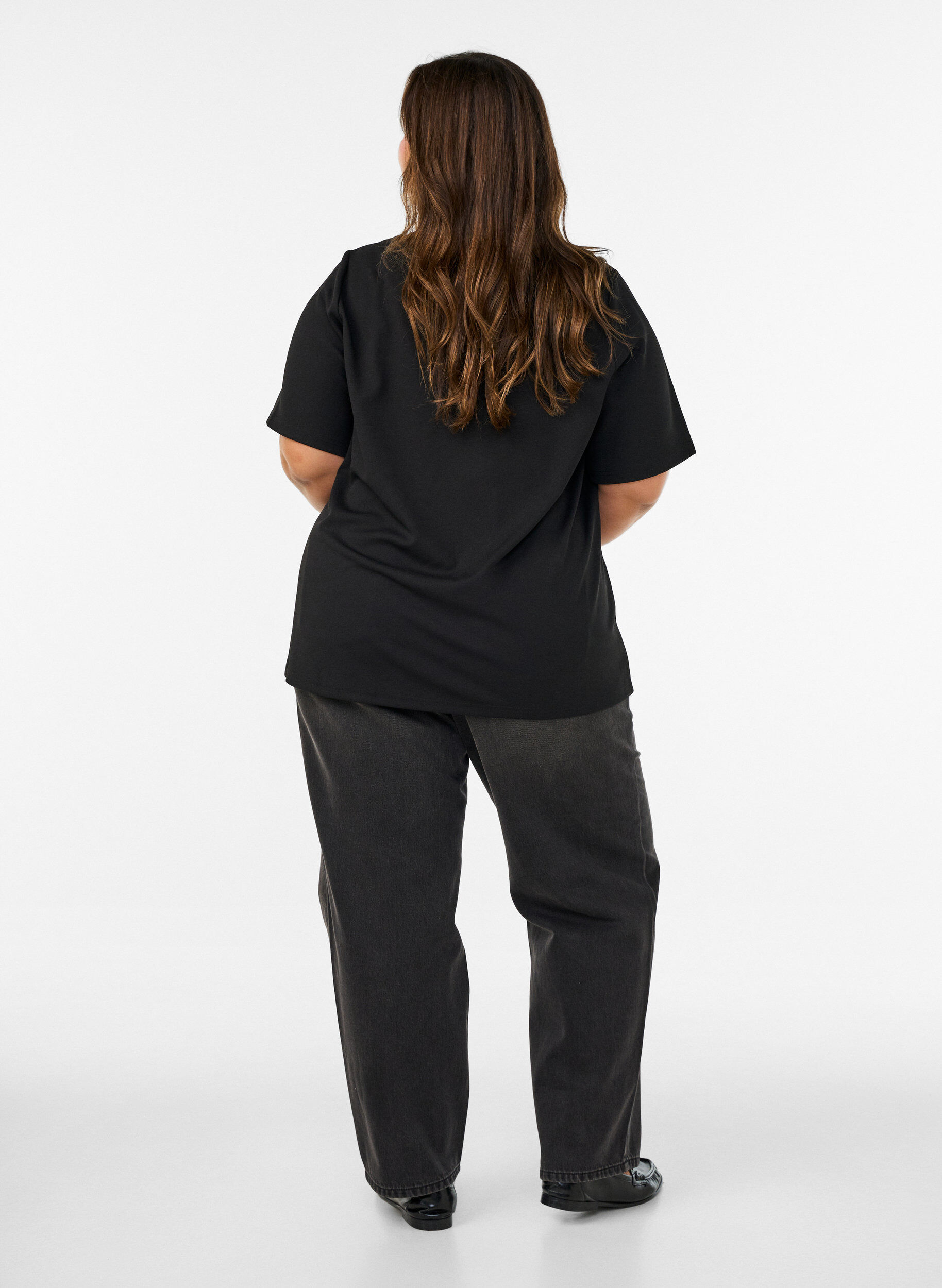 ZizziT-shirt med slids og dekorative knudelukninger , Sort, Model image number 2