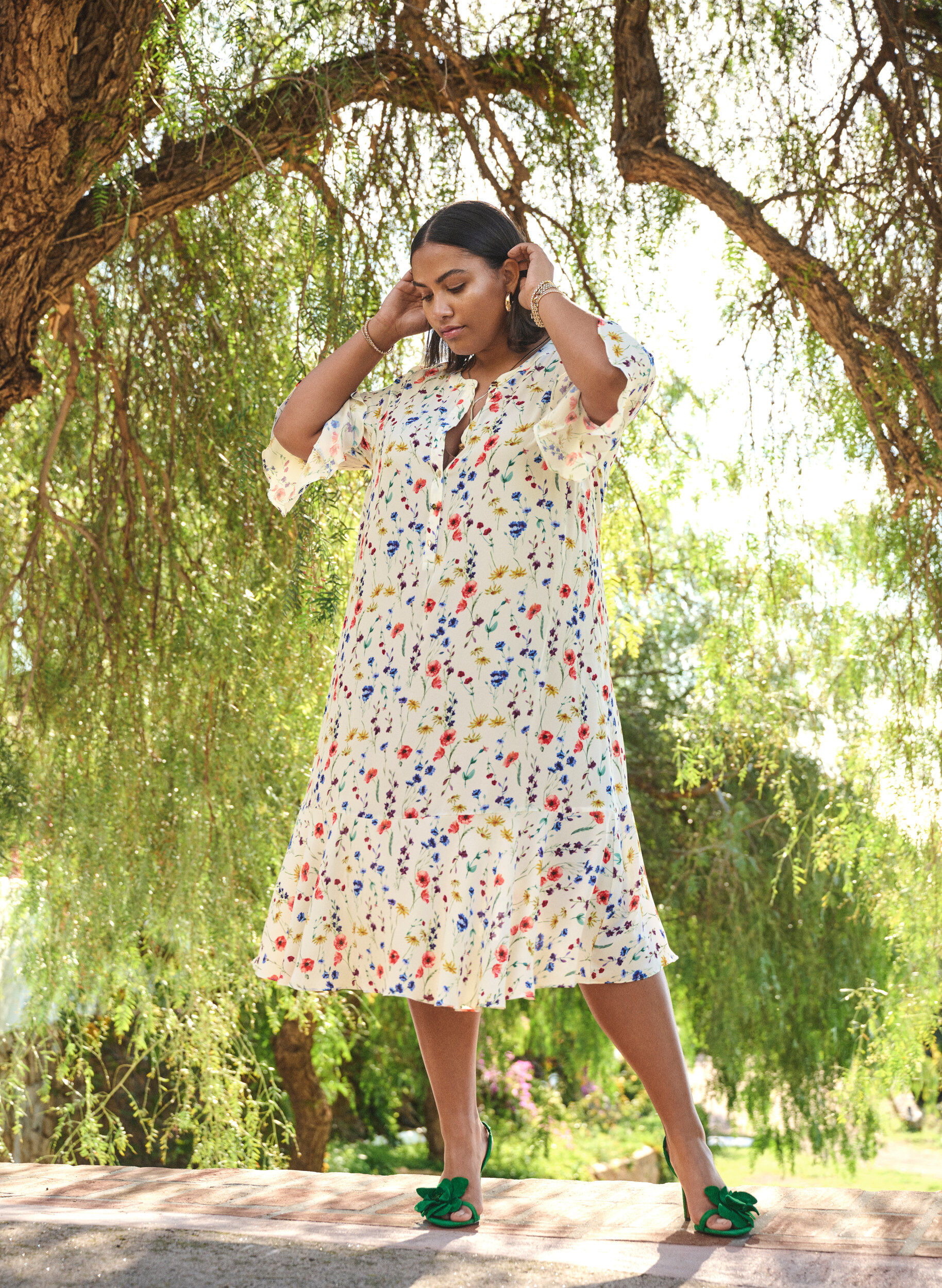 Zizzi Blomstret midikjole med 3/4 &aelig;rmer , Bl&aring;, Image image number 0