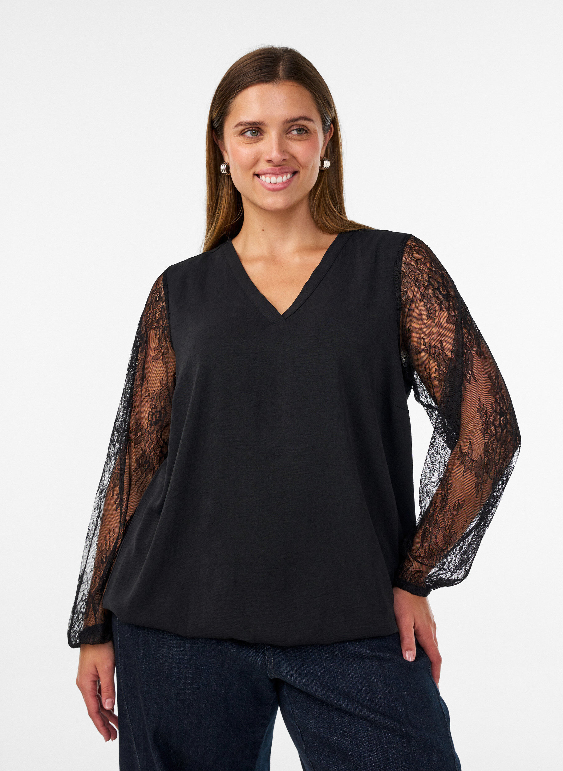 Bluse med blonde&aelig;rmer og ballonform, Sort, Model
