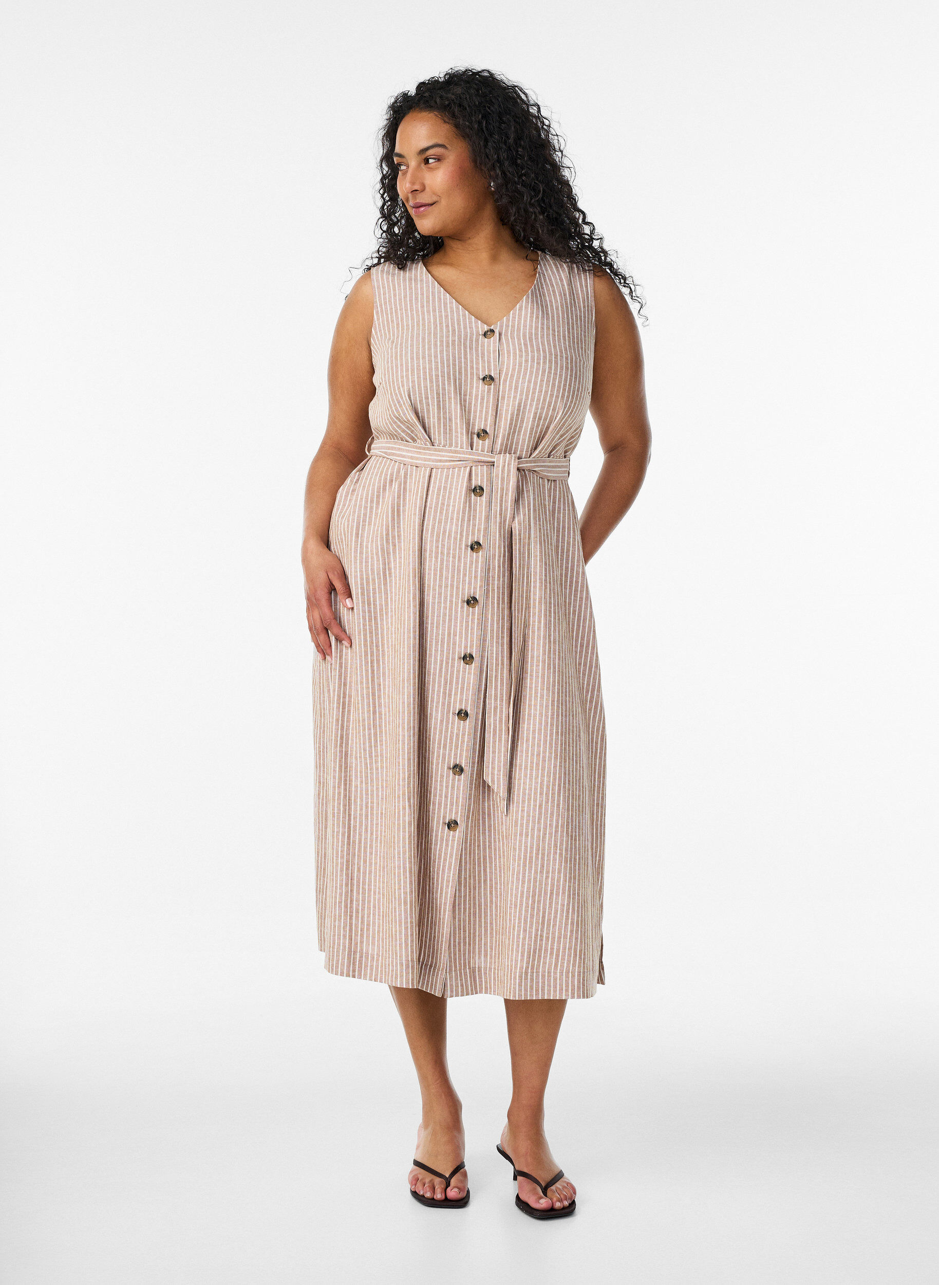 Zizzi&AElig;rmel&oslash;s midikjole i h&oslash;r og viskose med striber, Beige, Model image number 0