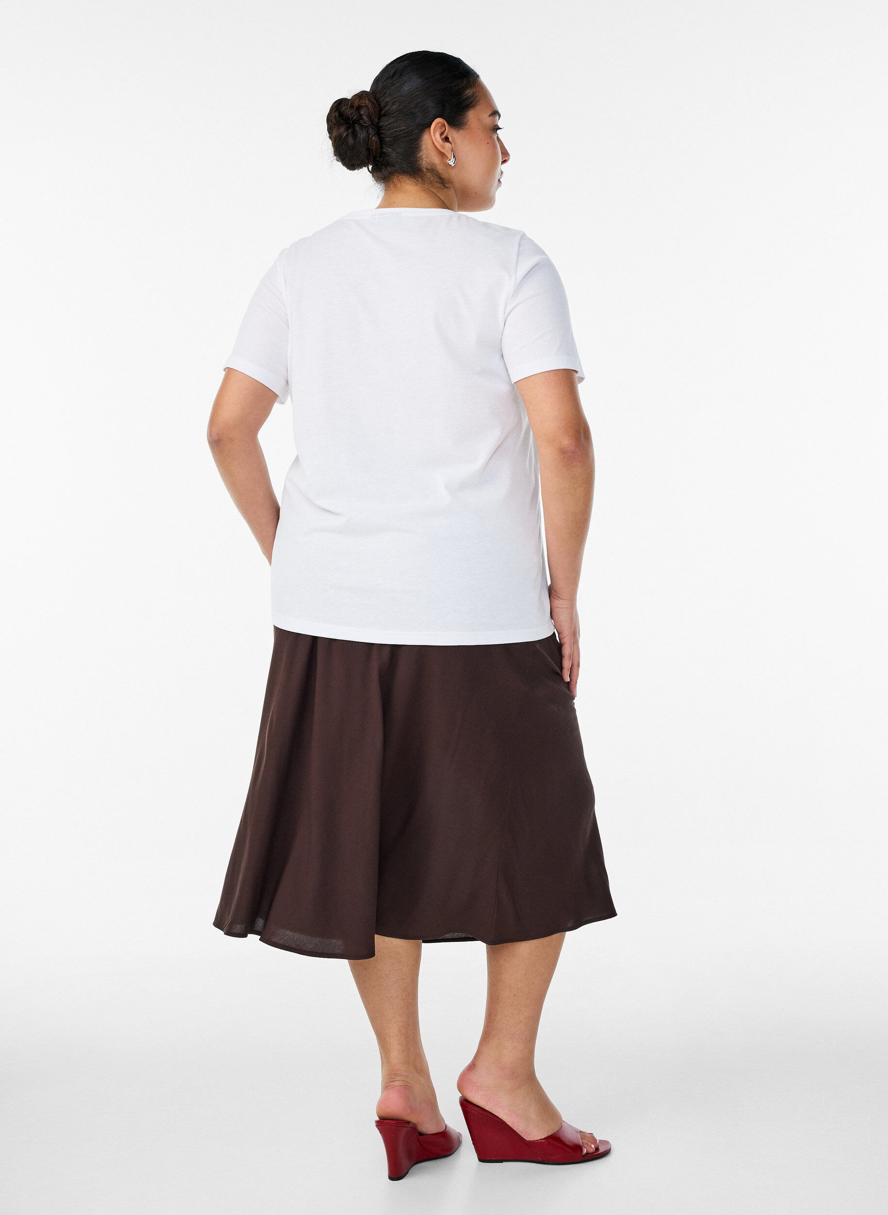 ZizziNederdel i viskose med elastisk talje, Brun, Model image number 1