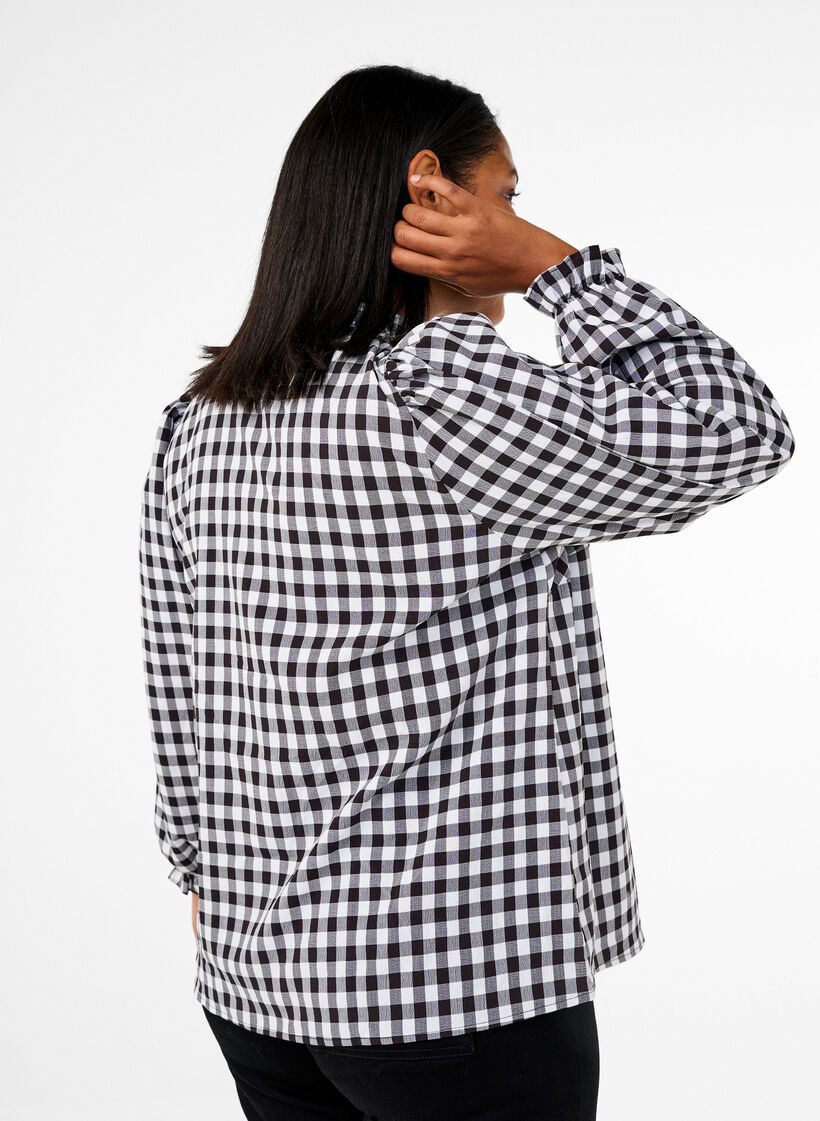 Ternet skjortebluse med flæsedetaljer, Black/W. Gingham, Model image number 1