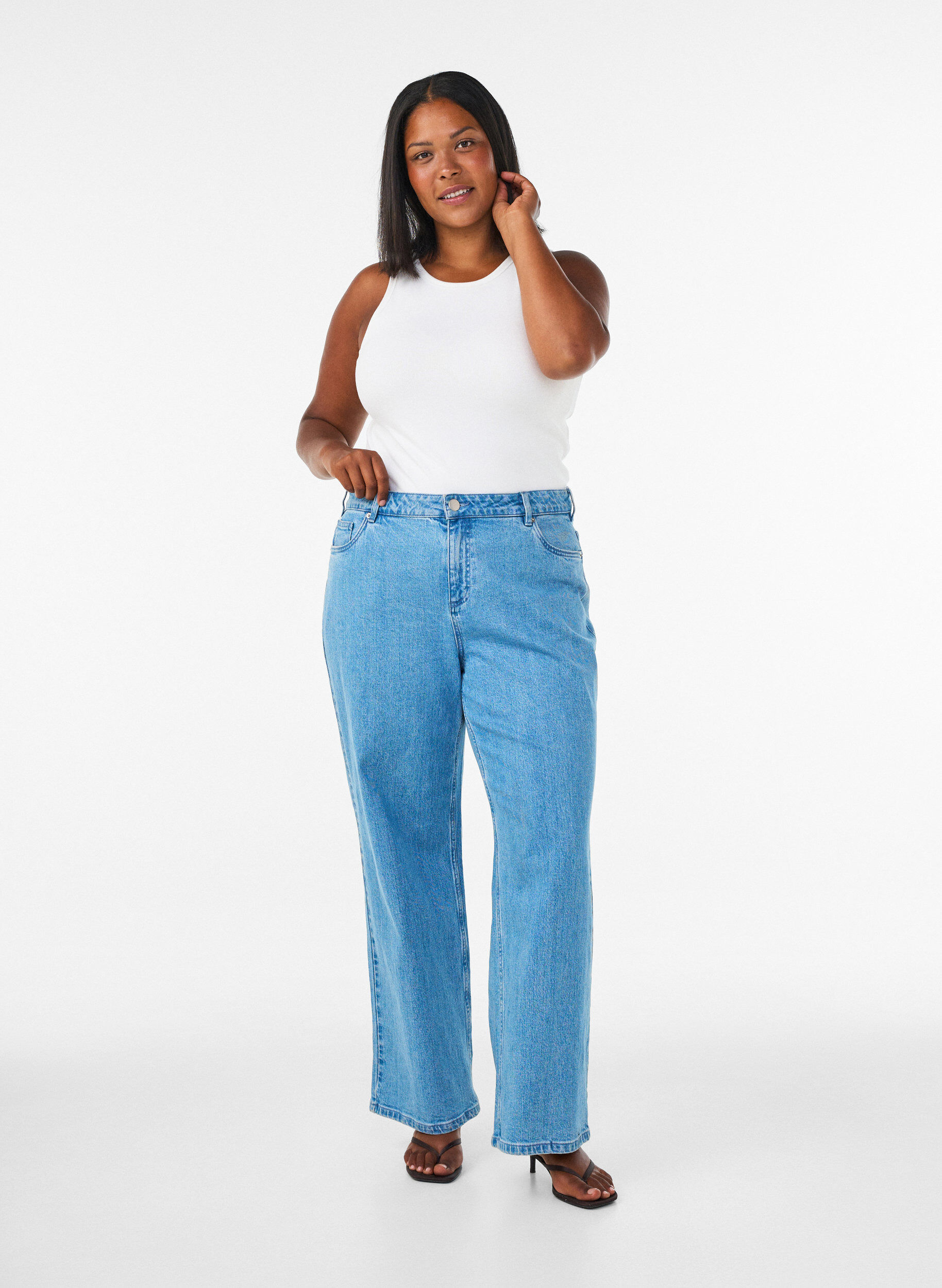 Wide leg jeans med h&oslash;j talje, Bl&aring;, Model