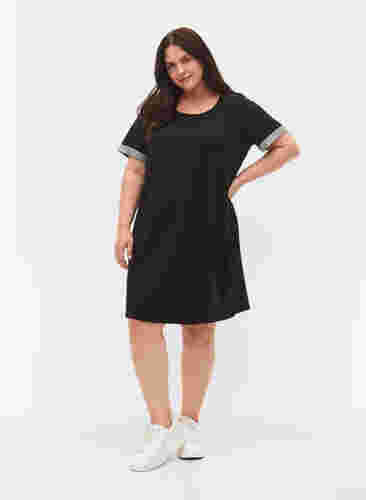 Sweatkjole med korte ærmer og slids, Black, Model image number 2