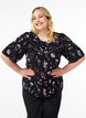 Blomstret bluse med korte &aelig;rmer, Sort, Model image number 0