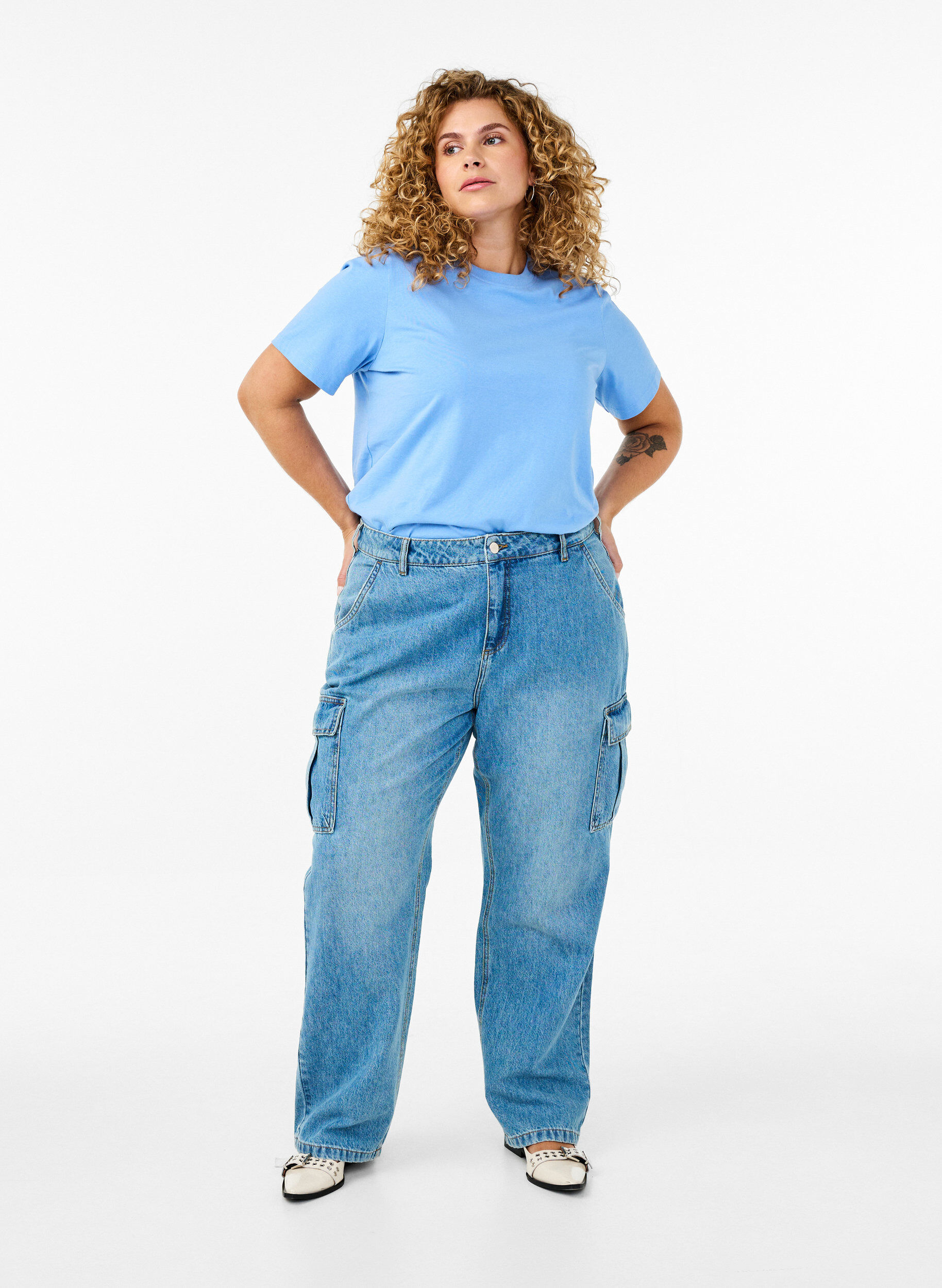 ZizziBasis t-shirt i bomuld med rund hals , Bl&aring;, Model image number 1