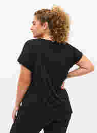 Kortærmet trænings t-shirt med mønstret mesh, Black, Model